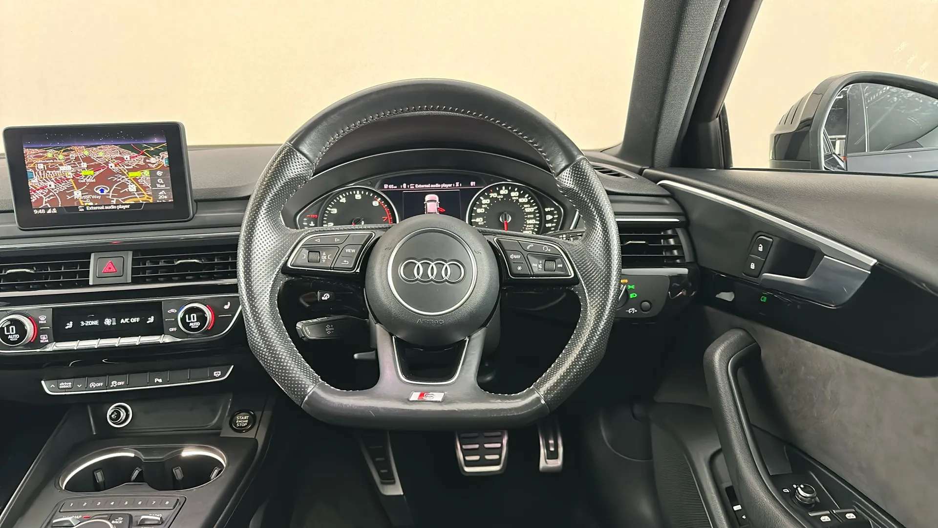 2017 AUDI A4 2017 AUDI A4