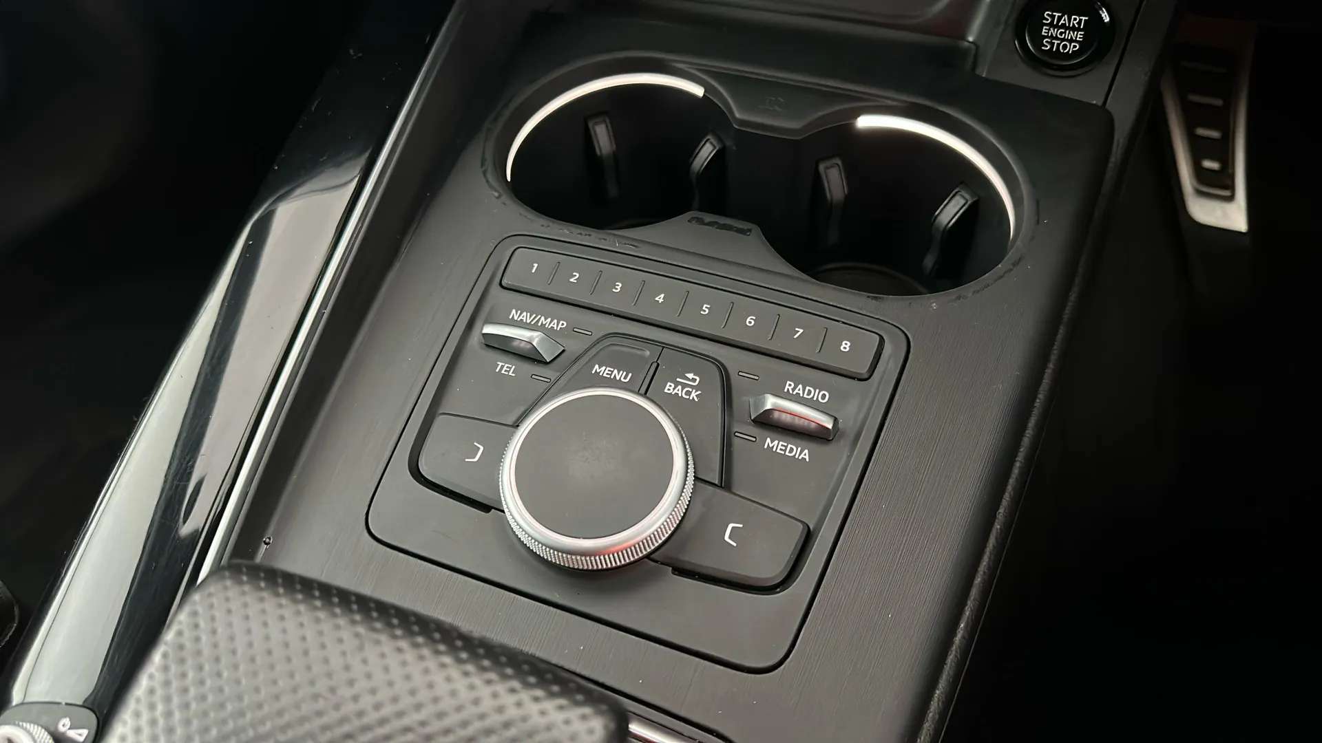 2017 AUDI A4 2017 AUDI A4