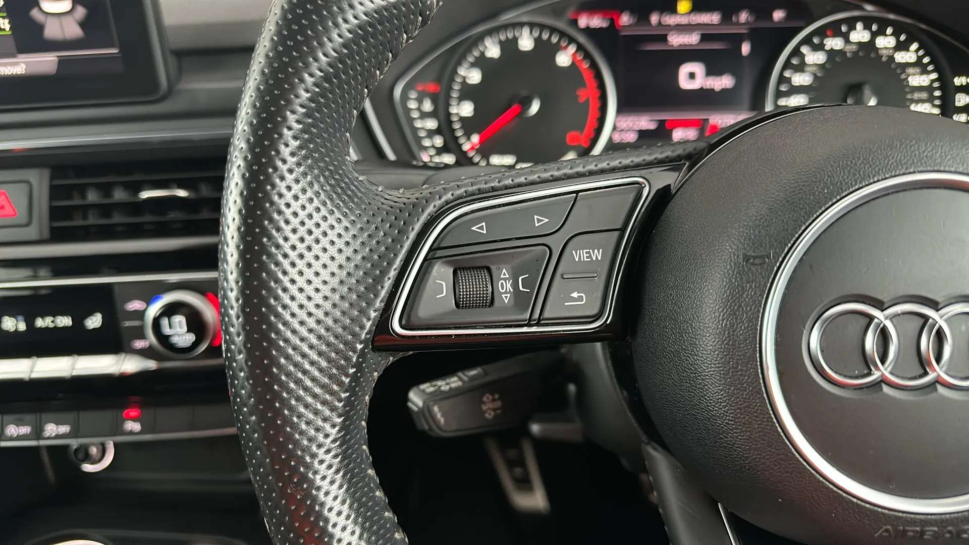 2017 AUDI A4 2017 AUDI A4