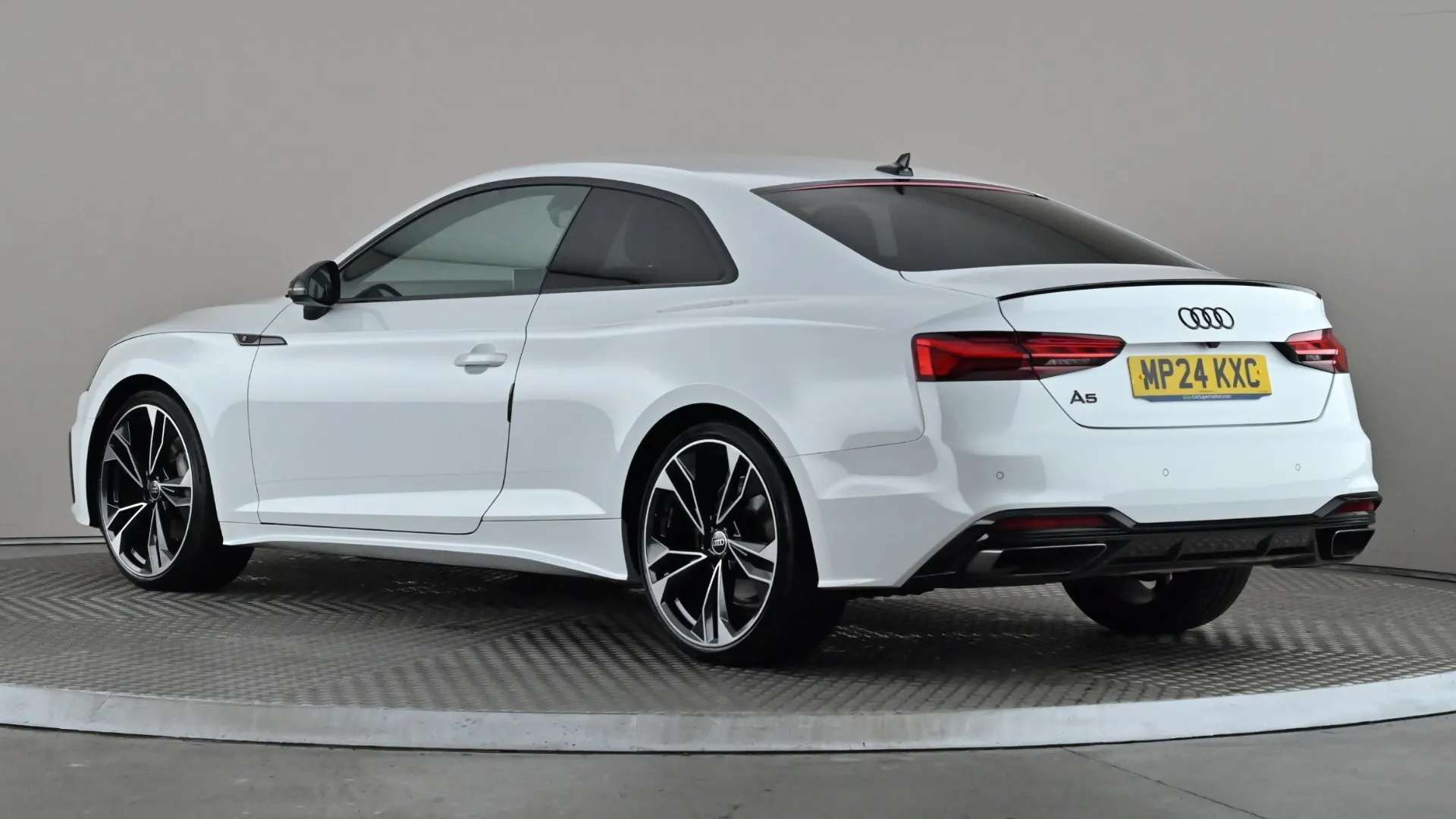 A 2024 AUDI A5 40 TFSI 204 Black Edition S Tronic A 2024 AUDI A5 40 TFSI 204 Black Edition S Tronic