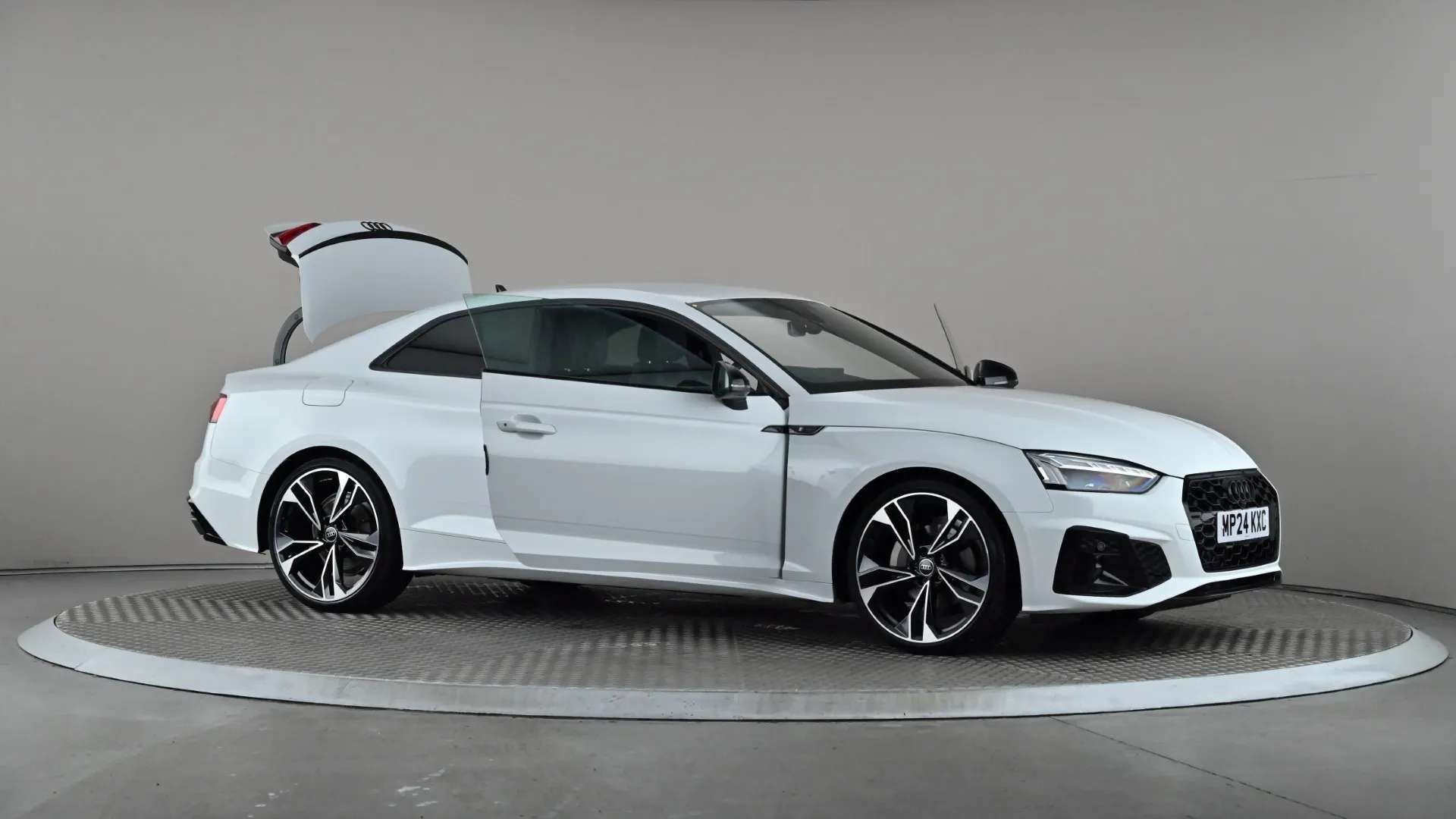 2024 AUDI A5 2024 AUDI A5