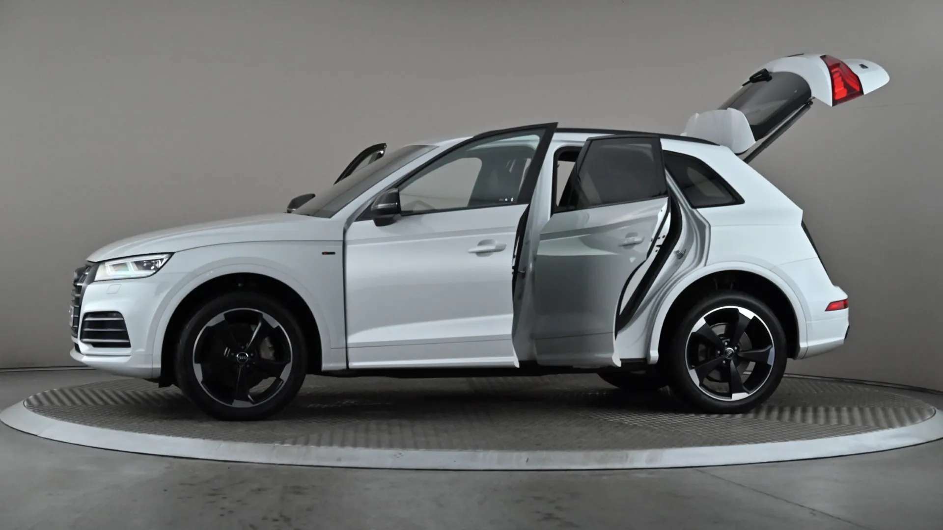 2020 AUDI Q5 2020 AUDI Q5