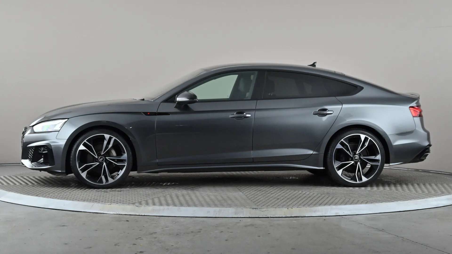 2022 AUDI A5 2022 AUDI A5