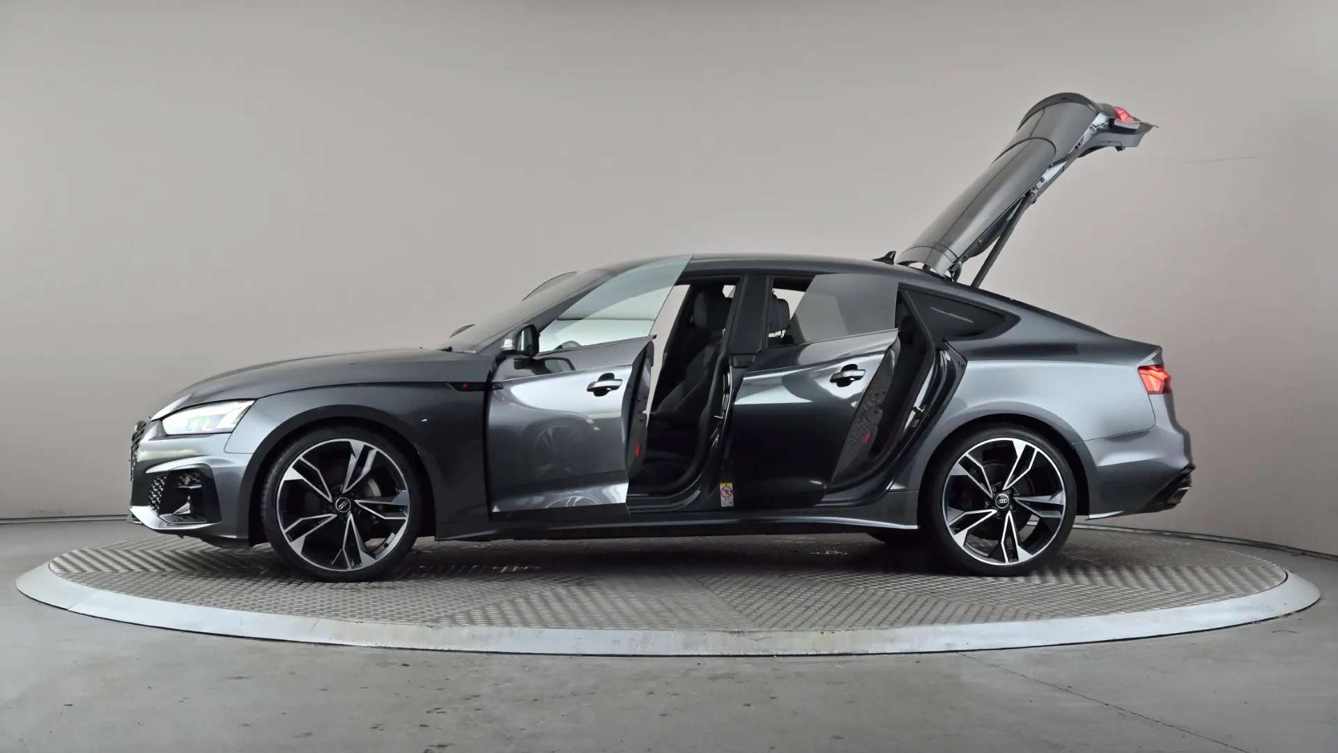 2022 AUDI A5 2022 AUDI A5