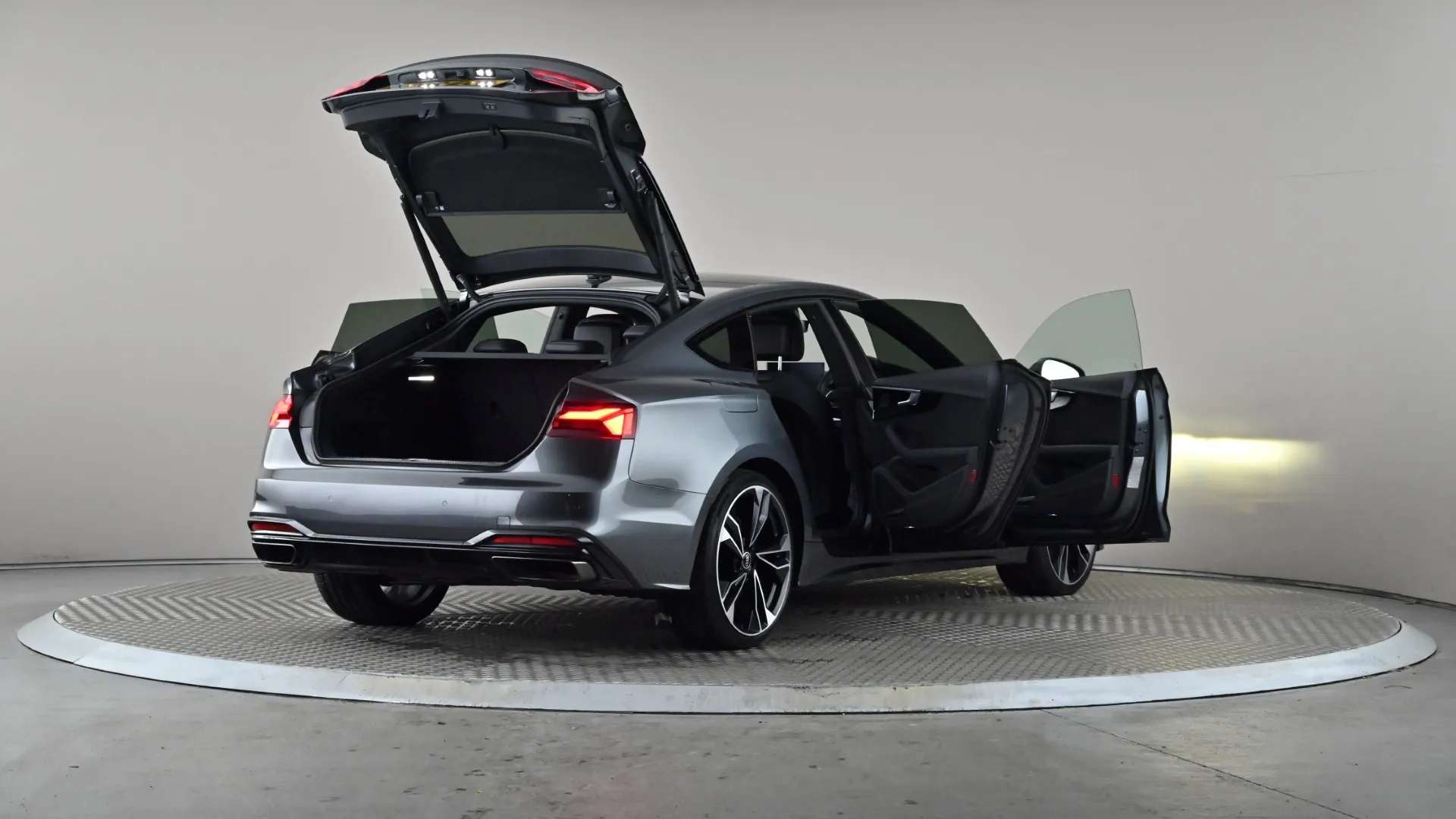 2022 AUDI A5 2022 AUDI A5