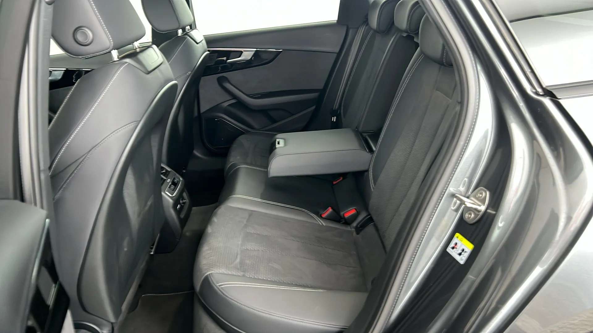 2024 AUDI A4 2024 AUDI A4