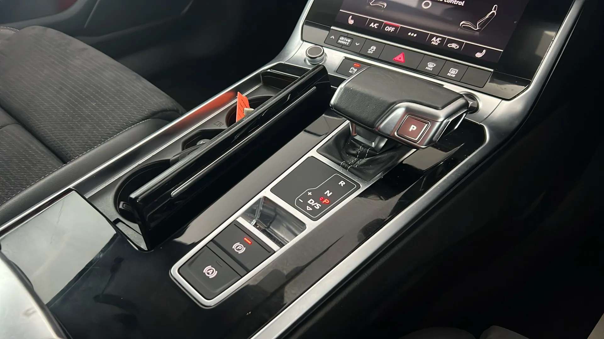 2023 AUDI A6 2023 AUDI A6