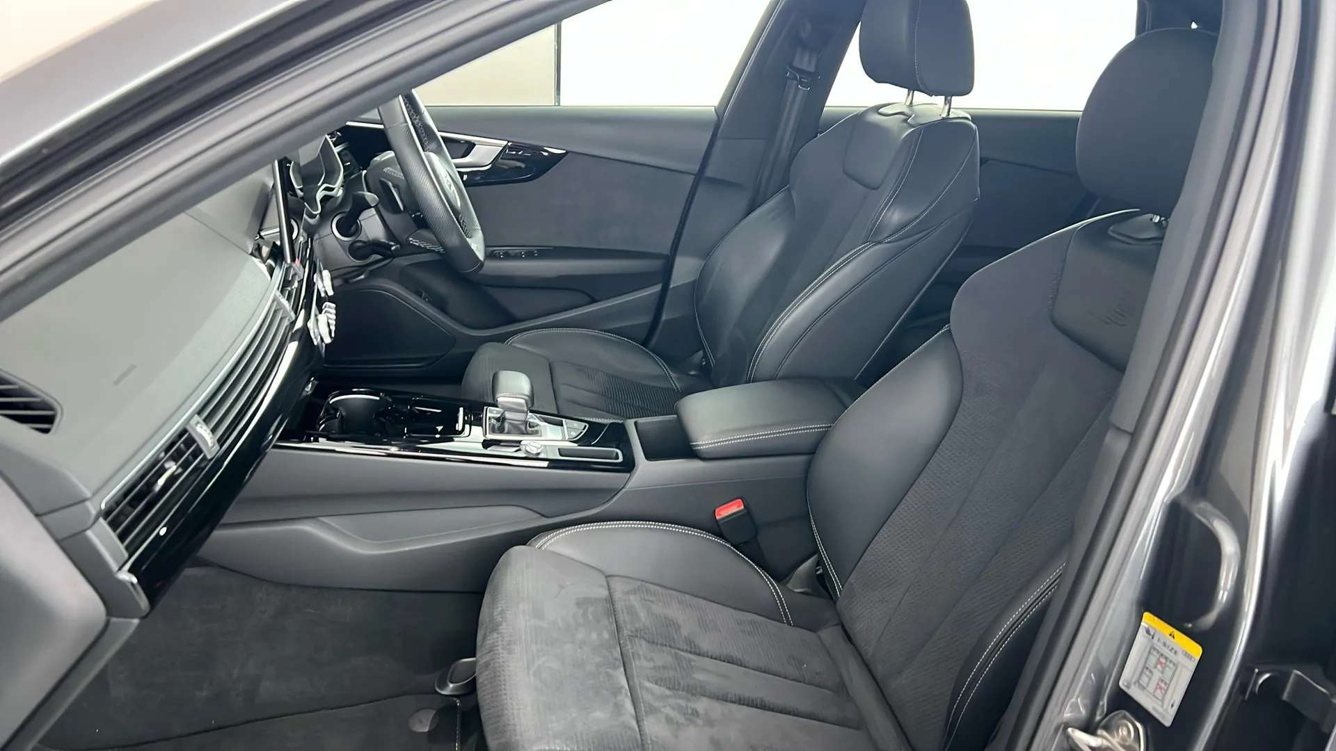 2021 AUDI A4 2021 AUDI A4