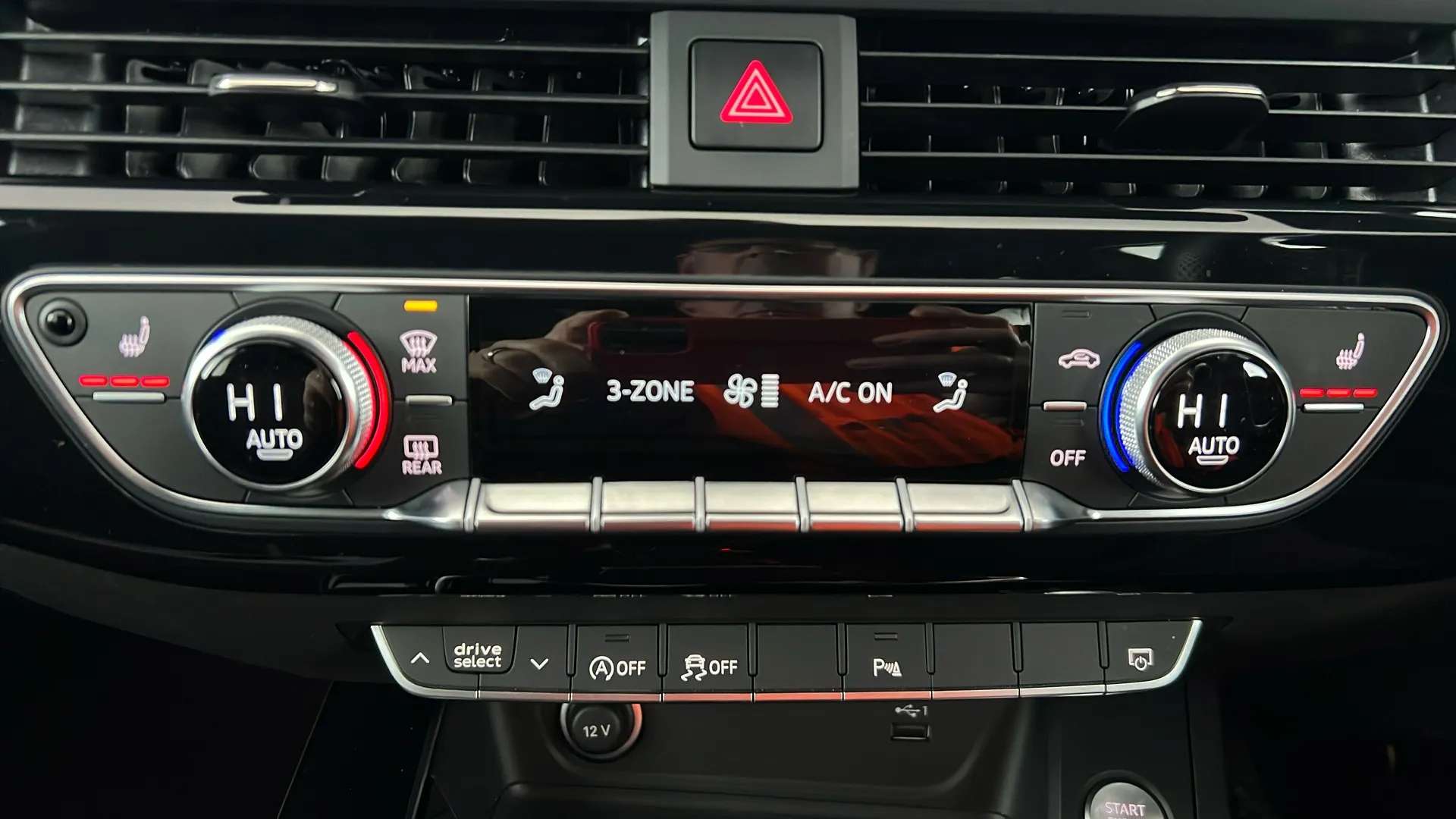 2021 AUDI A4 2021 AUDI A4