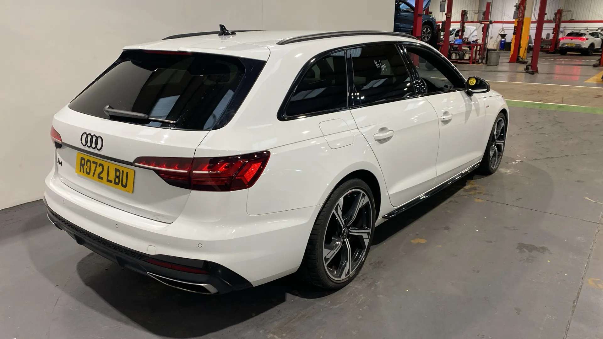 A 2022 AUDI A4 35 TFSI Black Edition S Tronic A 2022 AUDI A4 35 TFSI Black Edition S Tronic