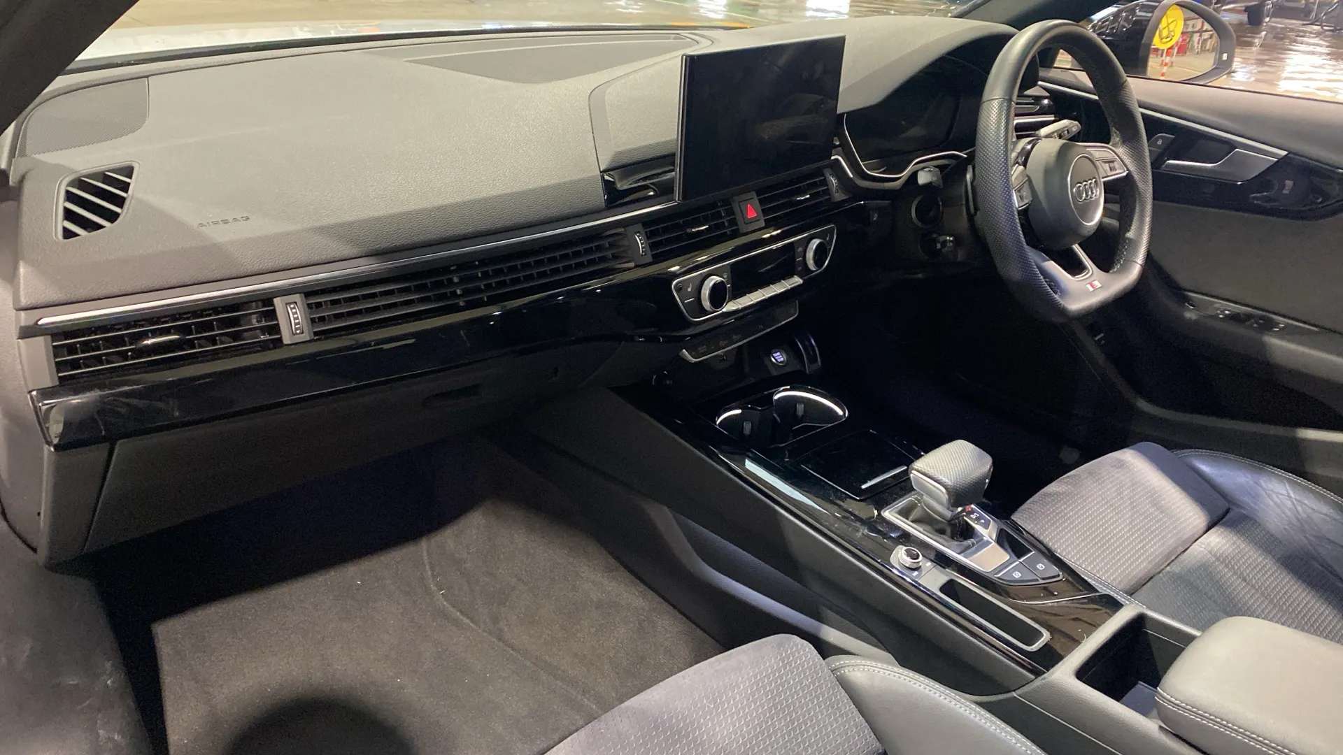 2022 AUDI A4 2022 AUDI A4