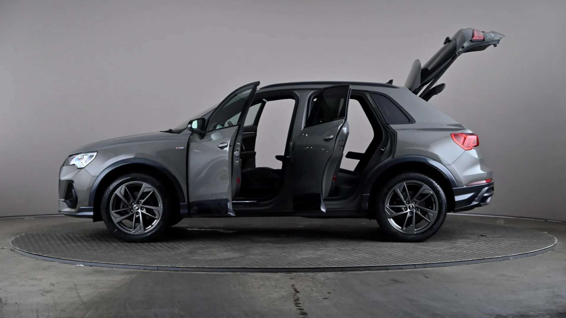 2021 AUDI Q3 2021 AUDI Q3