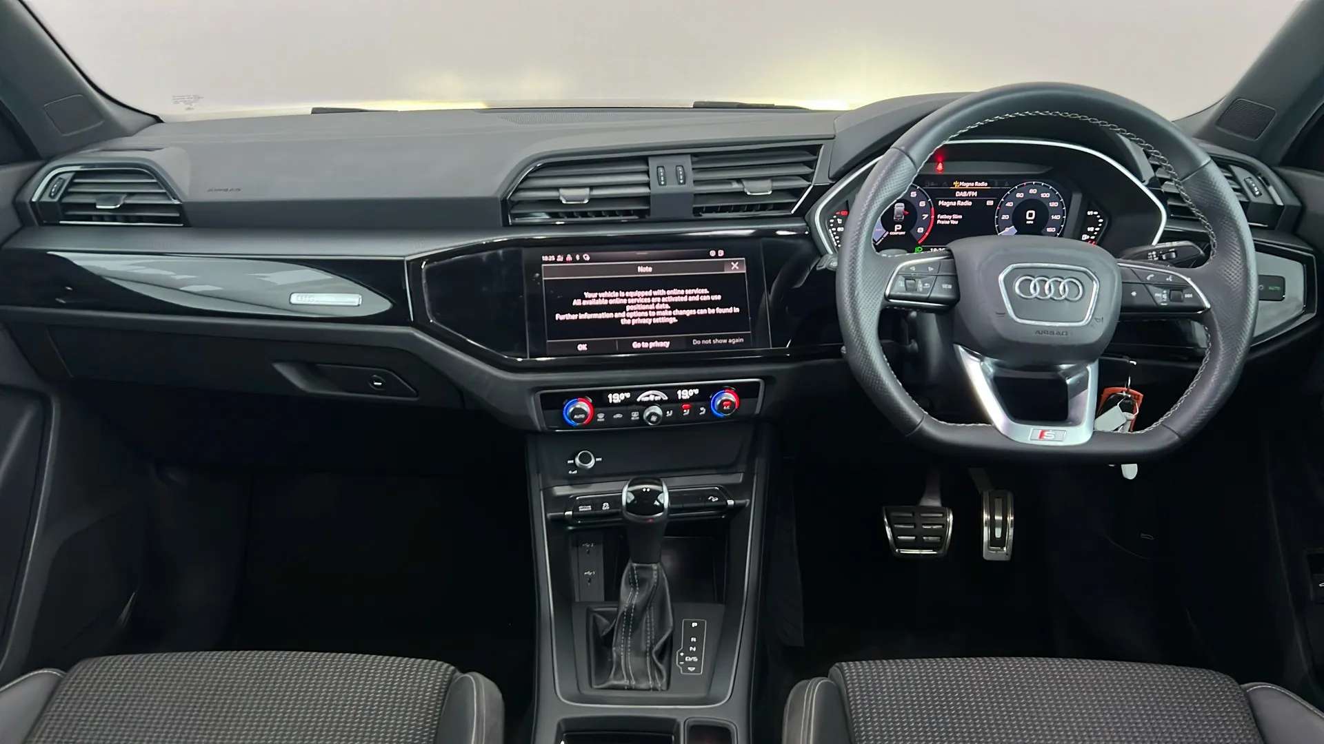 2021 AUDI Q3 2021 AUDI Q3