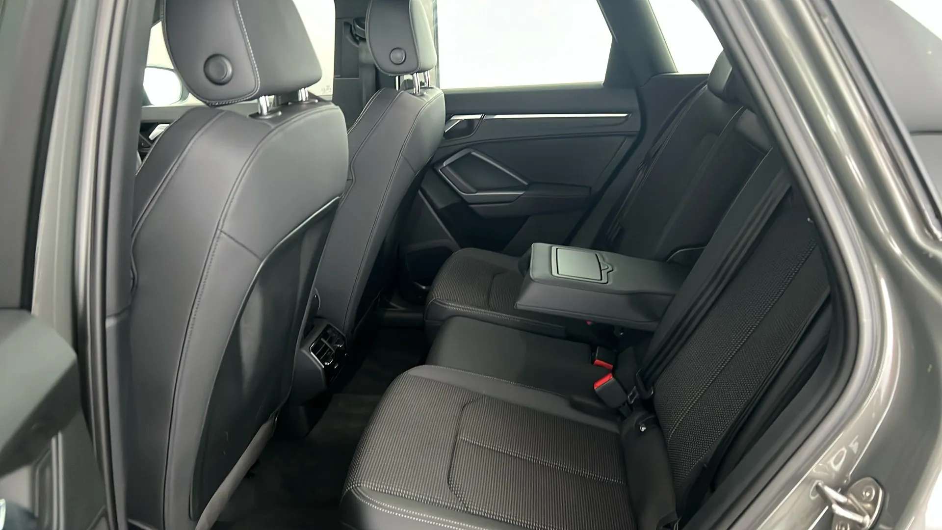 2021 AUDI Q3 2021 AUDI Q3