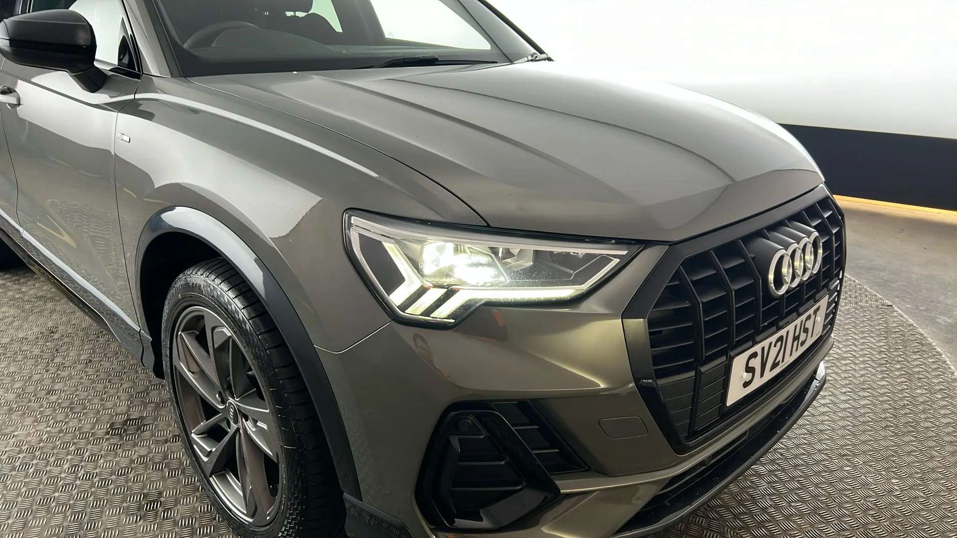 2021 AUDI Q3 2021 AUDI Q3