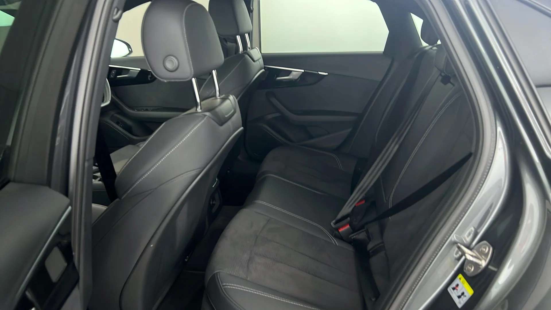 2023 AUDI A4 2023 AUDI A4