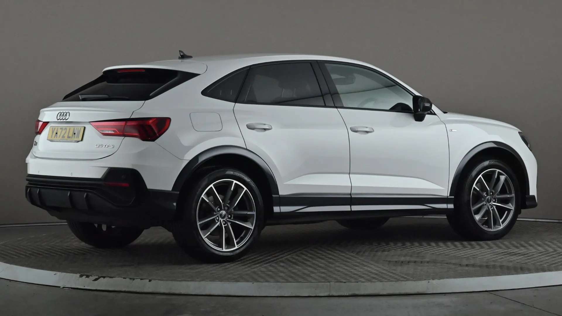 2023 AUDI Q3 2023 AUDI Q3