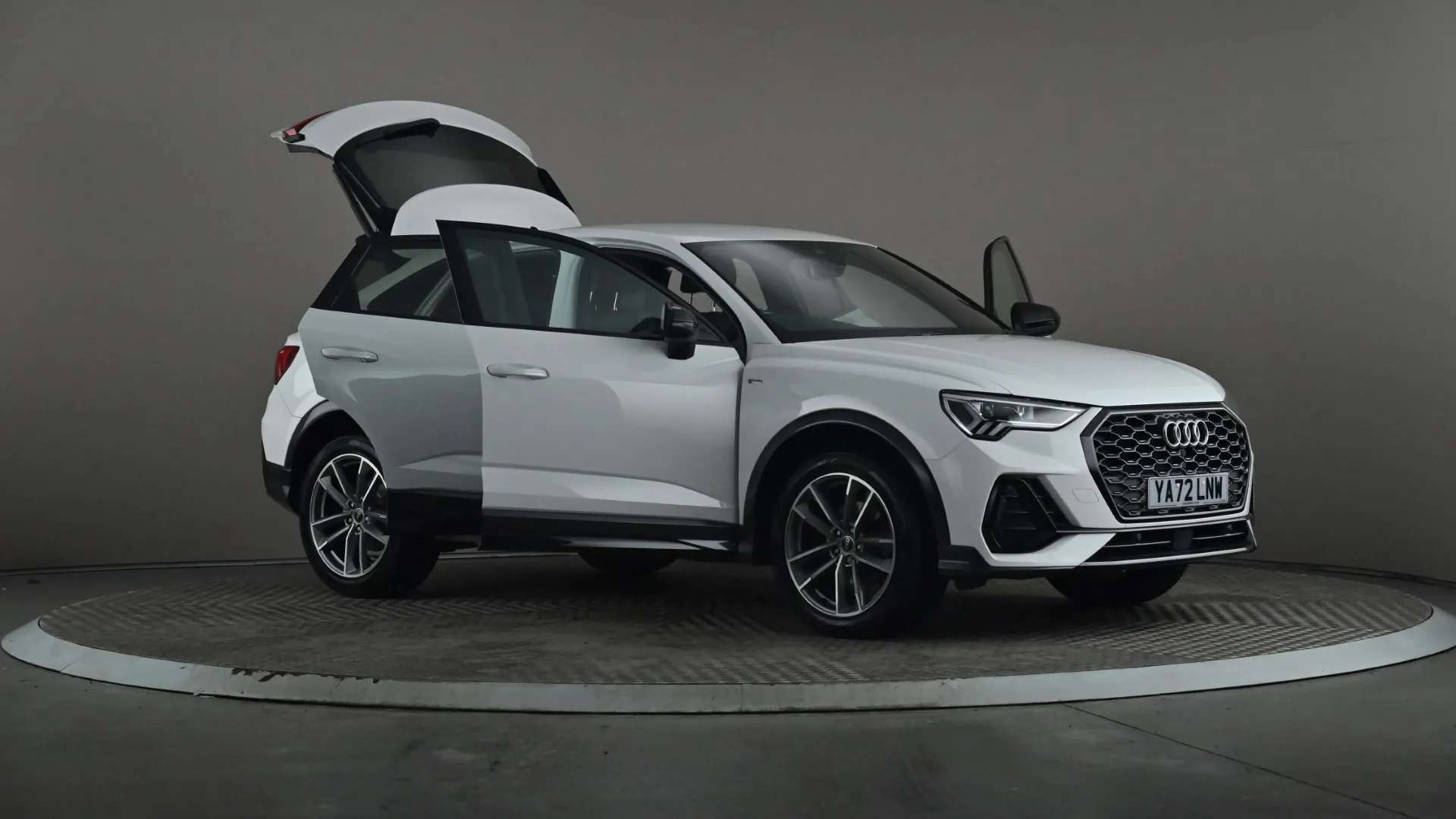 2023 AUDI Q3 2023 AUDI Q3