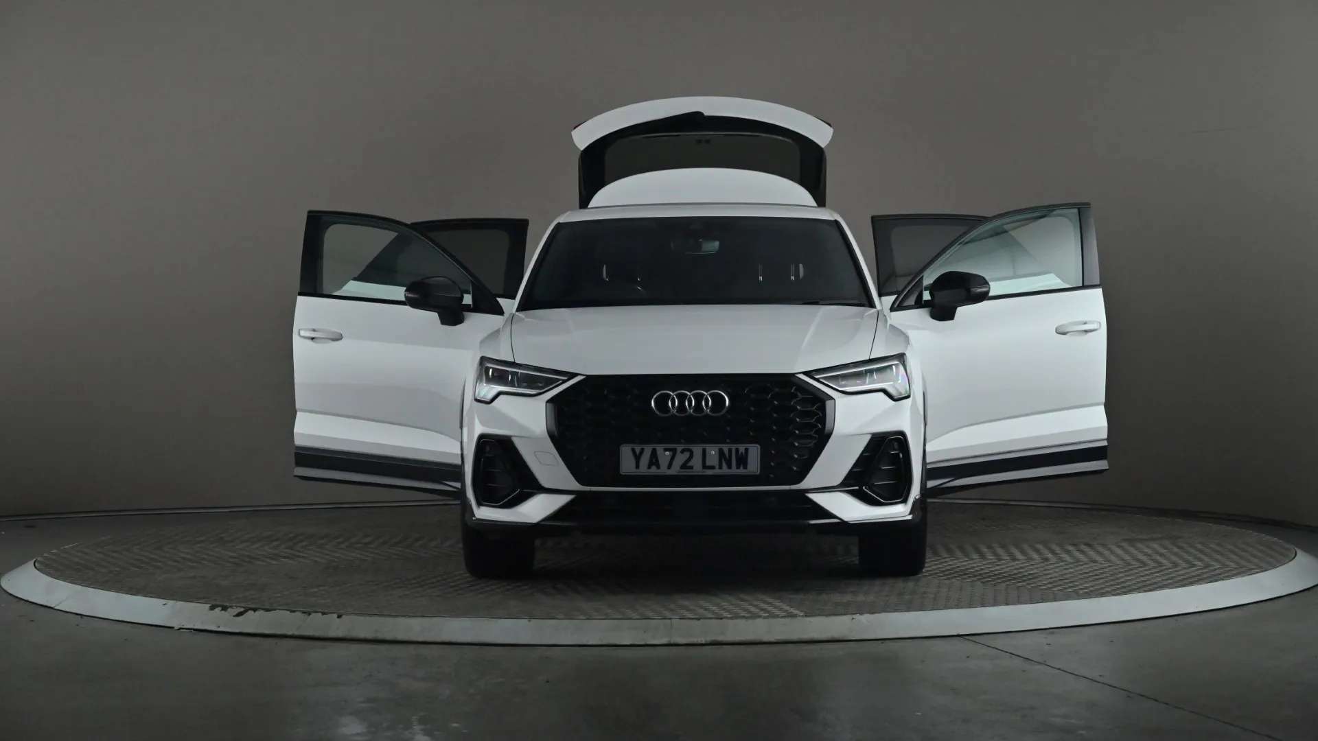 2023 AUDI Q3 2023 AUDI Q3