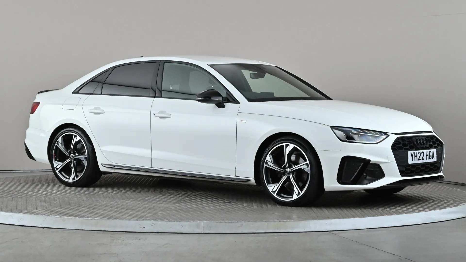 A 2022 AUDI A4 35 TFSI Black Edition S Tronic A 2022 AUDI A4 35 TFSI Black Edition S Tronic