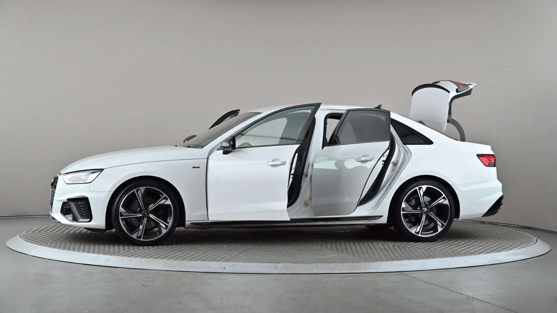 2022 AUDI A4 2022 AUDI A4