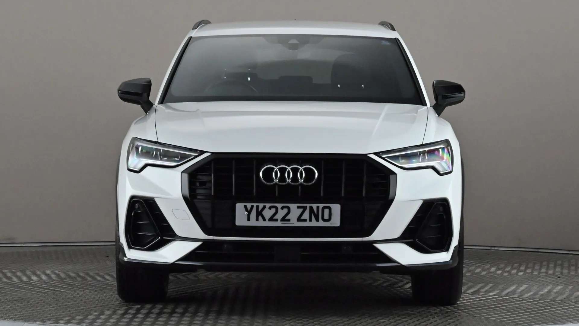 A 2022 AUDI Q3 35 TFSI Black Edition S Tronic A 2022 AUDI Q3 35 TFSI Black Edition S Tronic