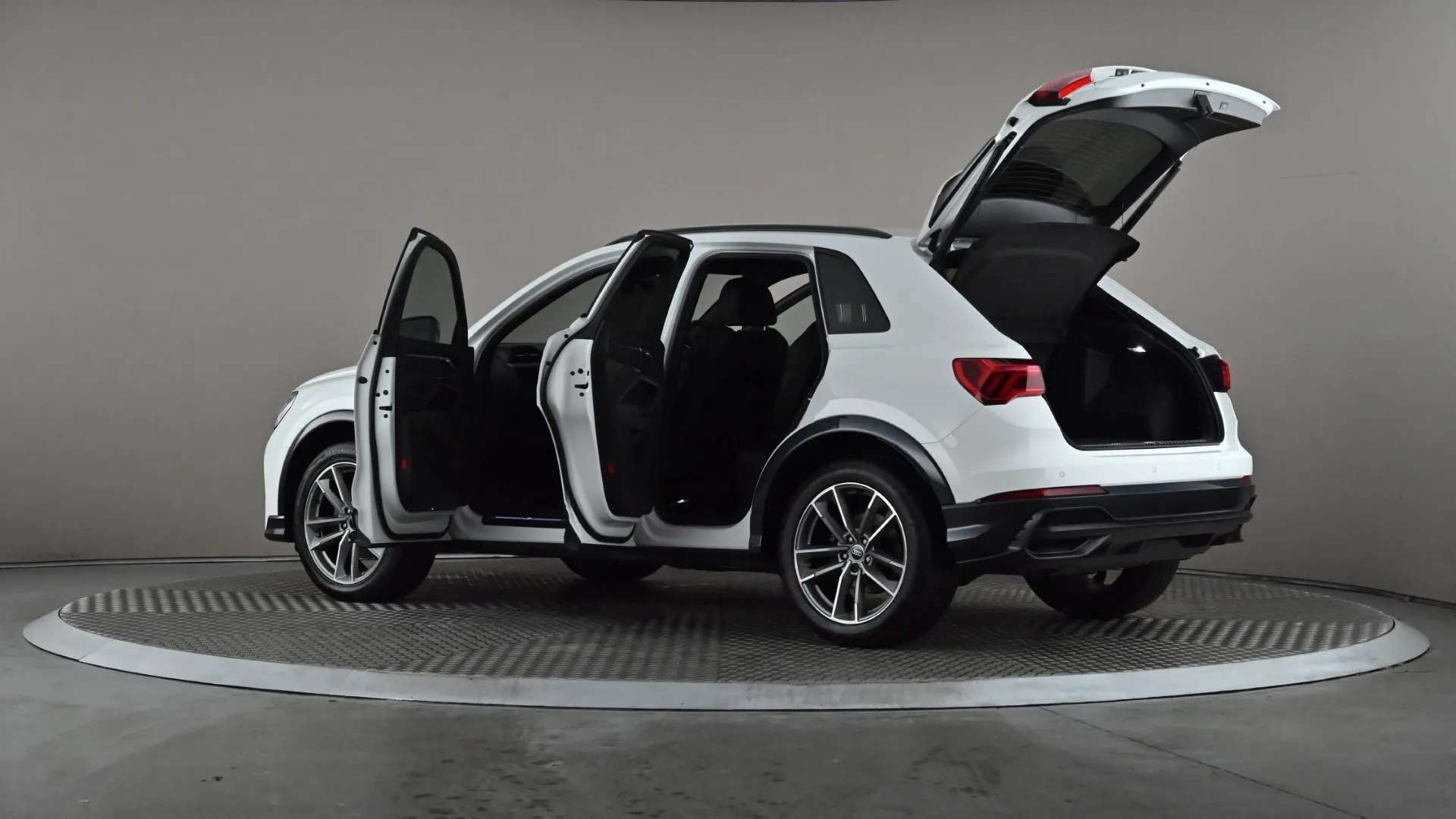 2022 AUDI Q3 2022 AUDI Q3