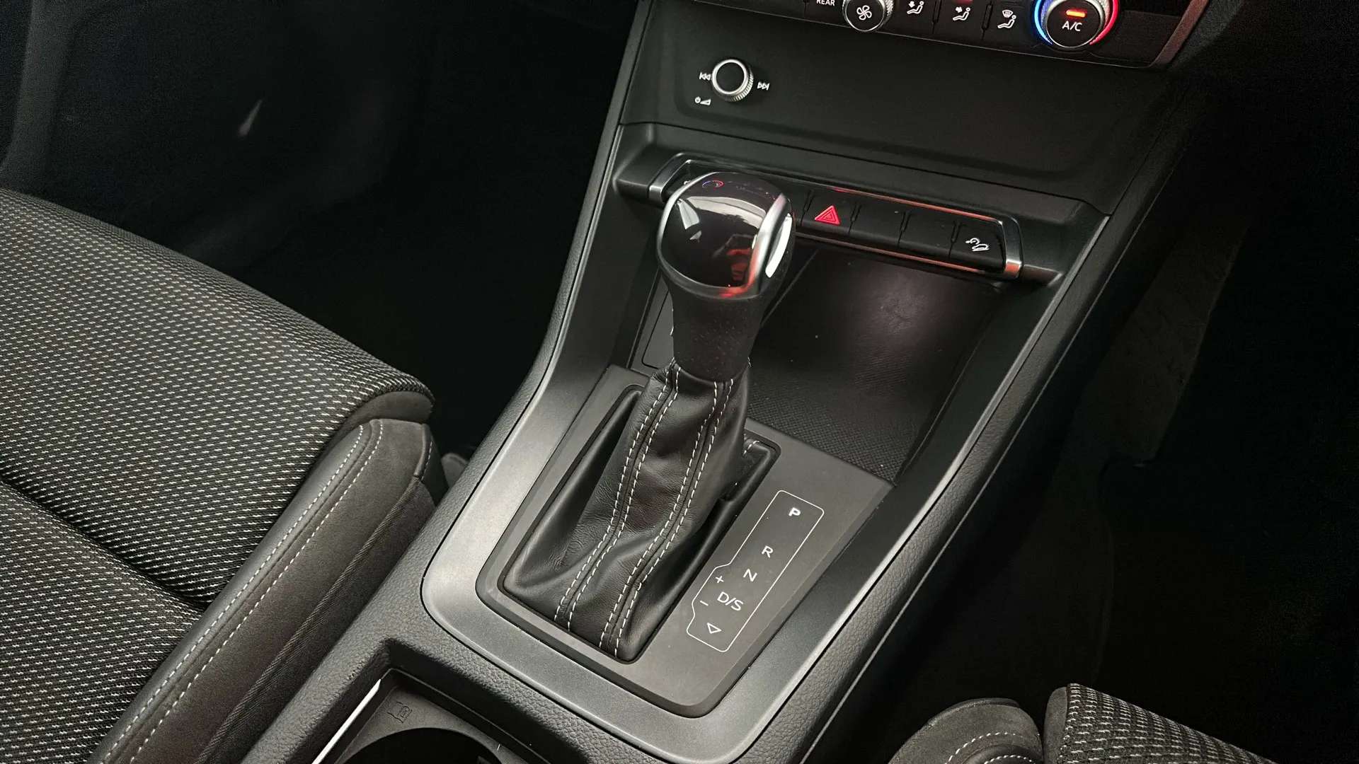 2022 AUDI Q3 2022 AUDI Q3