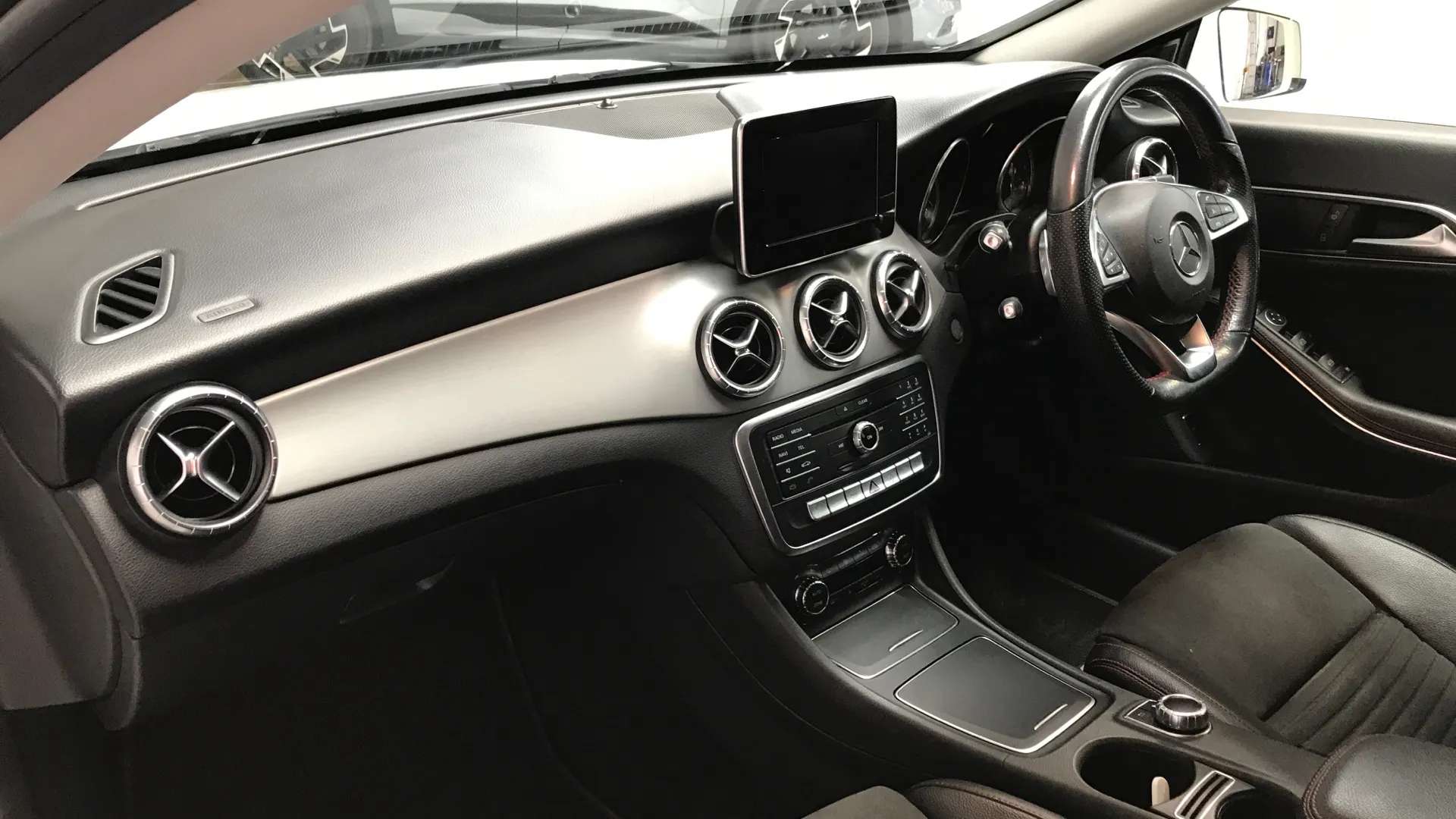 2019 MERCEDES-BENZ CLA CLASS 2019 MERCEDES-BENZ CLA CLASS