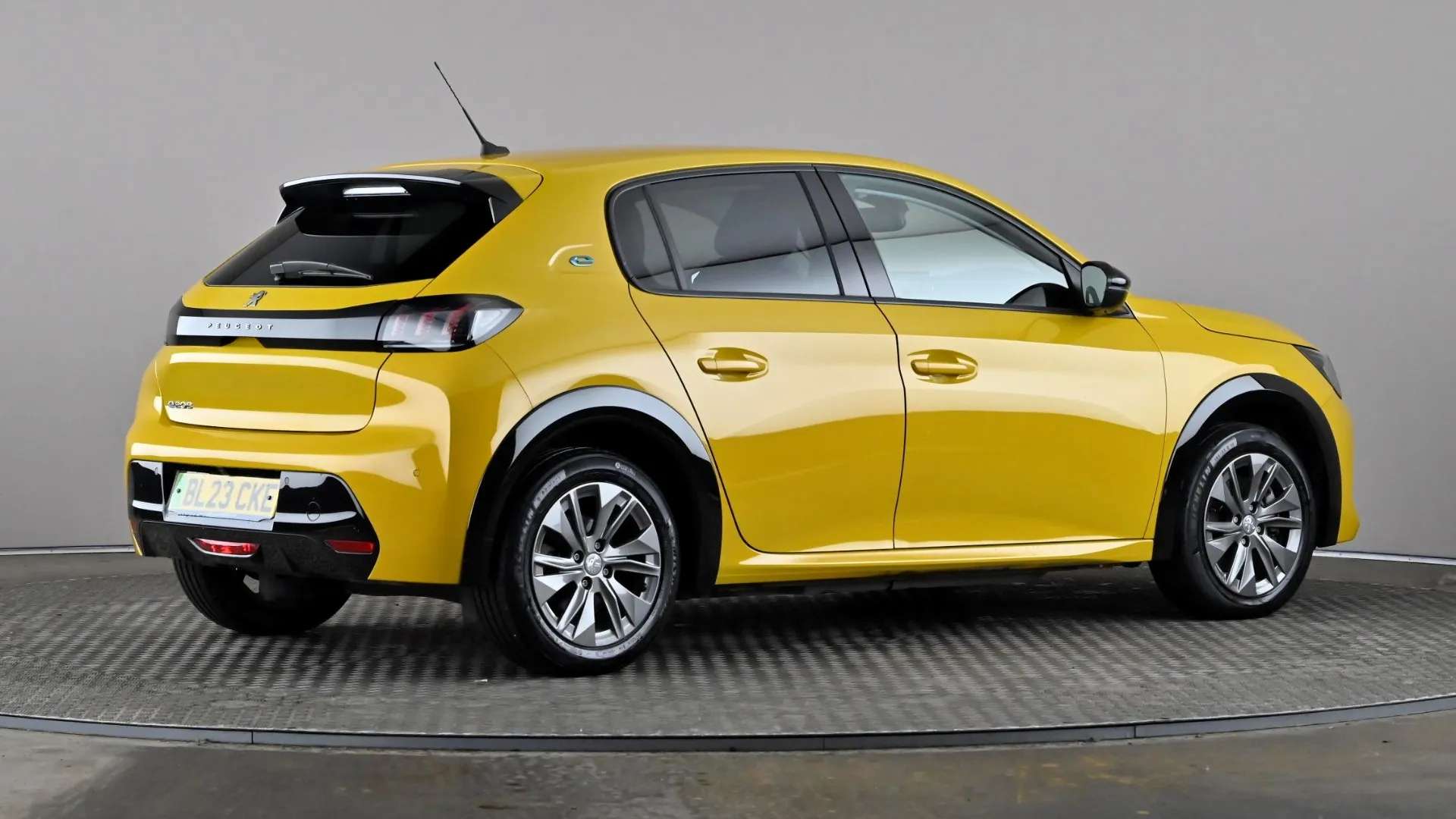 2023 PEUGEOT 208 2023 PEUGEOT 208