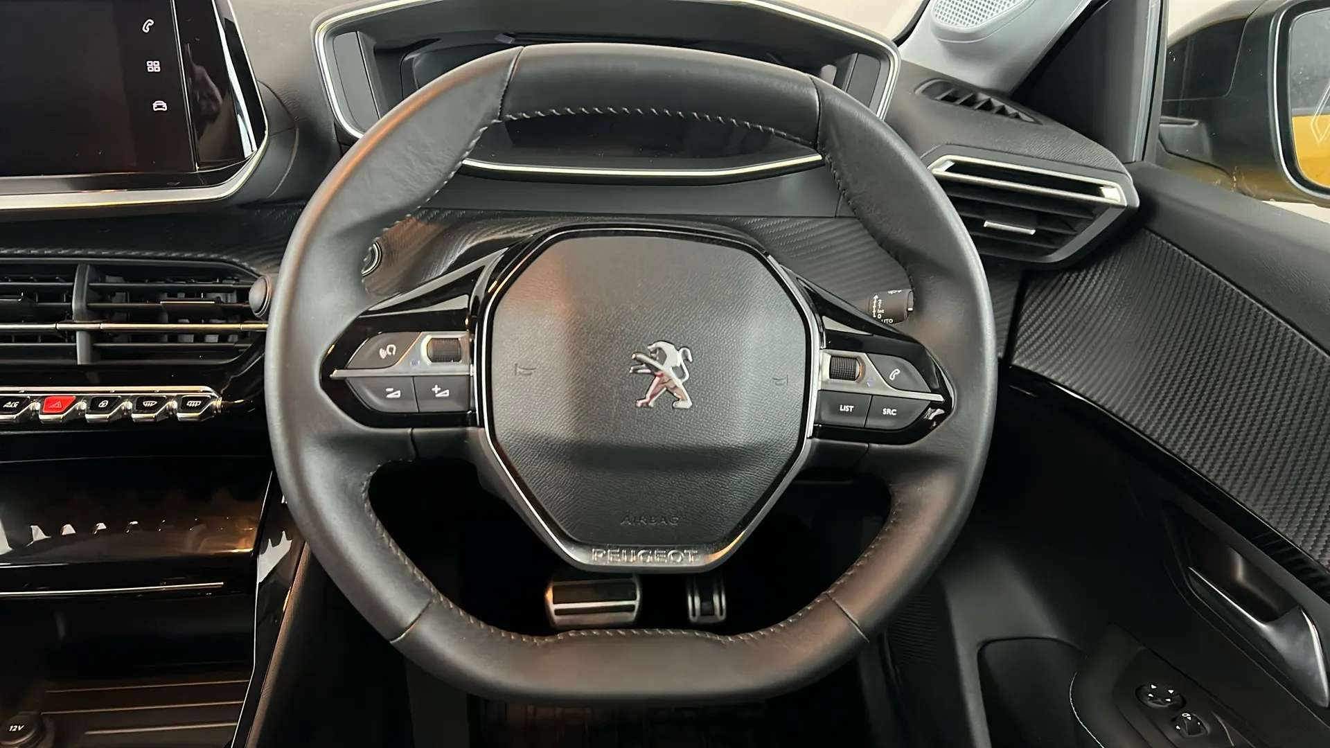 2023 PEUGEOT 208 2023 PEUGEOT 208