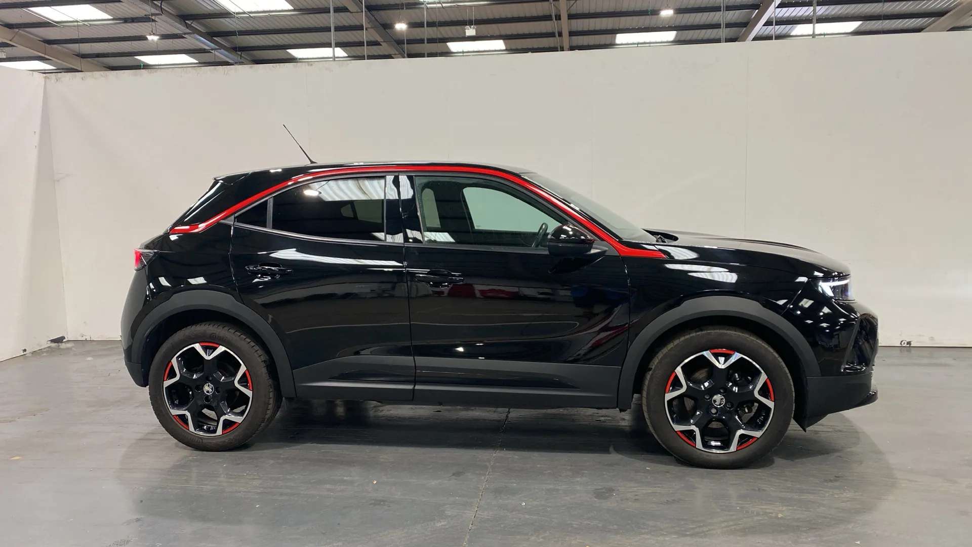 A 2023 VAUXHALL MOKKA 100kW SRi Premium 50kWh Auto A 2023 VAUXHALL MOKKA 100kW SRi Premium 50kWh Auto