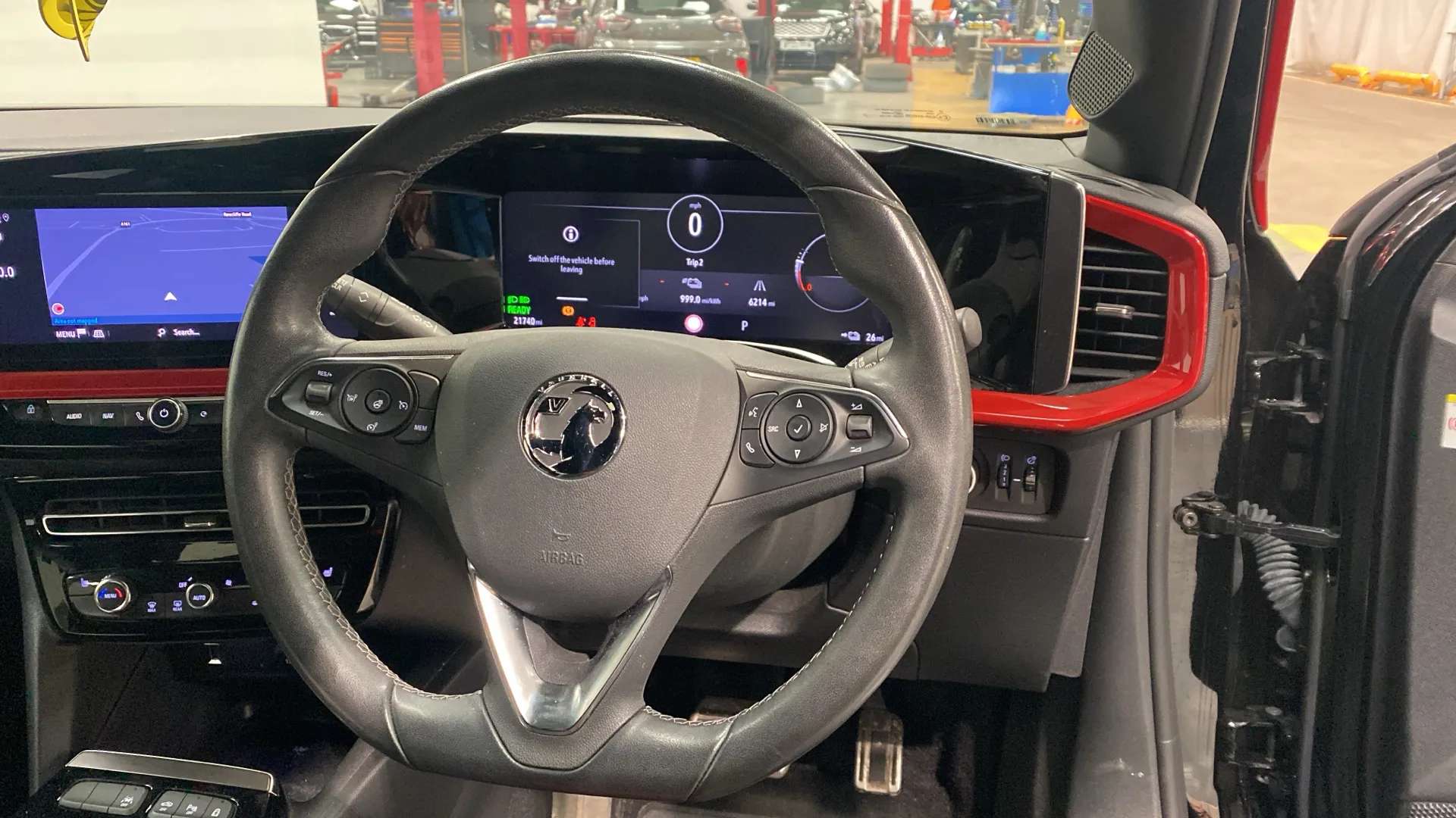 A 2023 VAUXHALL MOKKA 100kW SRi Premium 50kWh Auto A 2023 VAUXHALL MOKKA 100kW SRi Premium 50kWh Auto