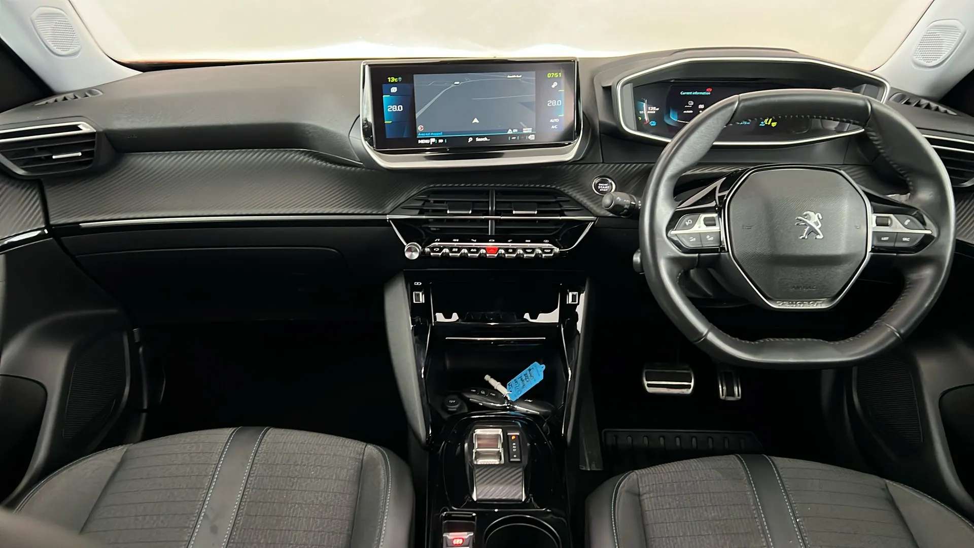 2022 PEUGEOT 2008 2022 PEUGEOT 2008