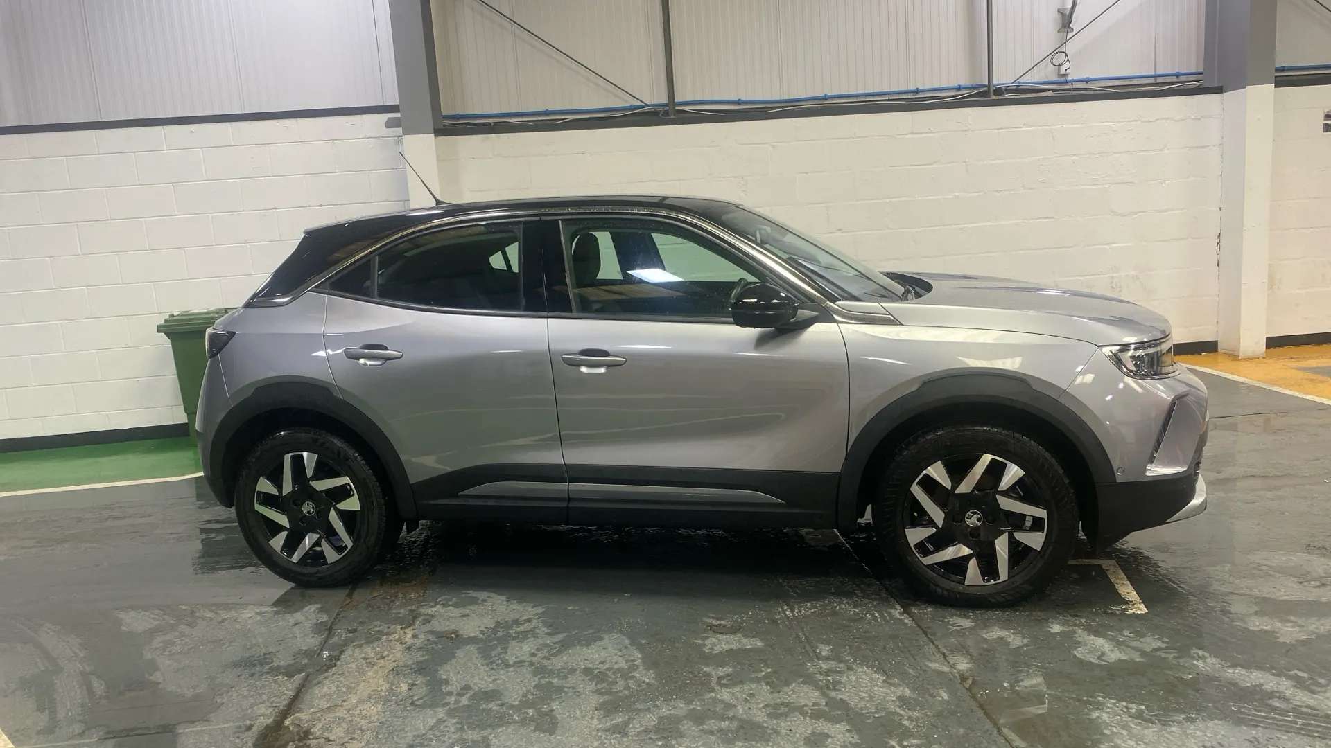 A 2022 VAUXHALL MOKKA 100kW Elite Premium 50kWh Auto A 2022 VAUXHALL MOKKA 100kW Elite Premium 50kWh Auto