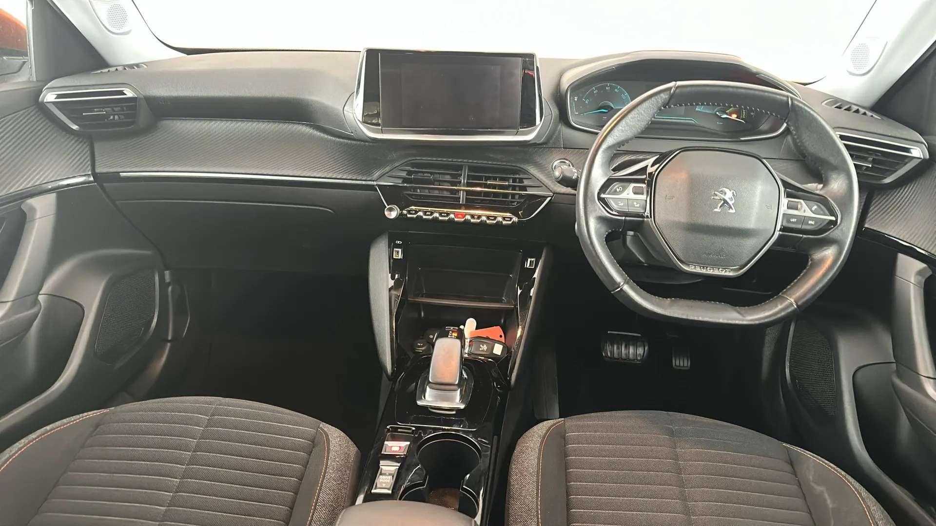 2021 PEUGEOT 2008 2021 PEUGEOT 2008