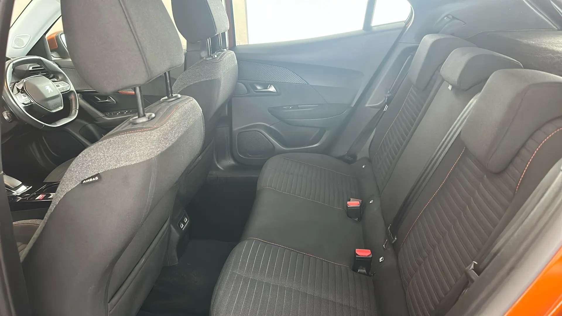 2021 PEUGEOT 2008 2021 PEUGEOT 2008