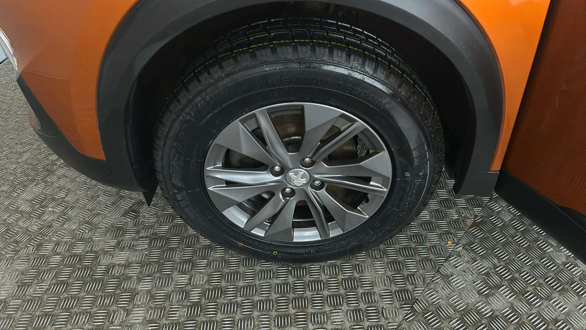 2021 PEUGEOT 2008 2021 PEUGEOT 2008