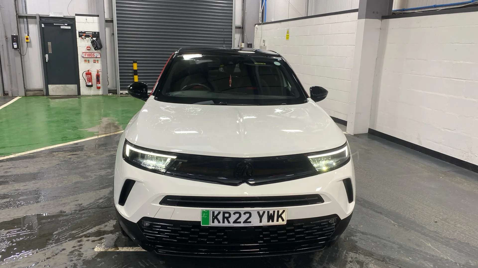 A 2022 VAUXHALL MOKKA 100kW SRi Premium 50kWh Auto A 2022 VAUXHALL MOKKA 100kW SRi Premium 50kWh Auto