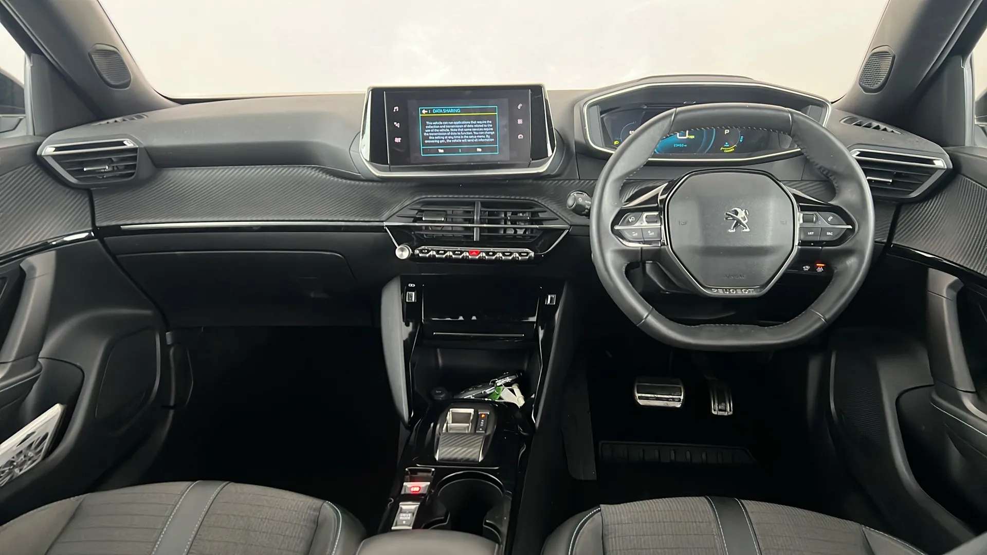 2023 PEUGEOT 2008 2023 PEUGEOT 2008