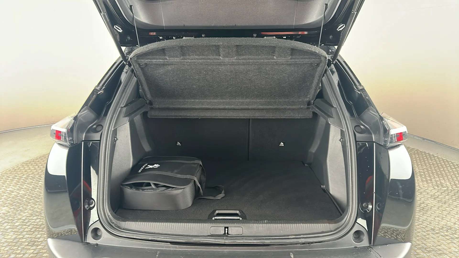 2022 PEUGEOT 2008 2022 PEUGEOT 2008