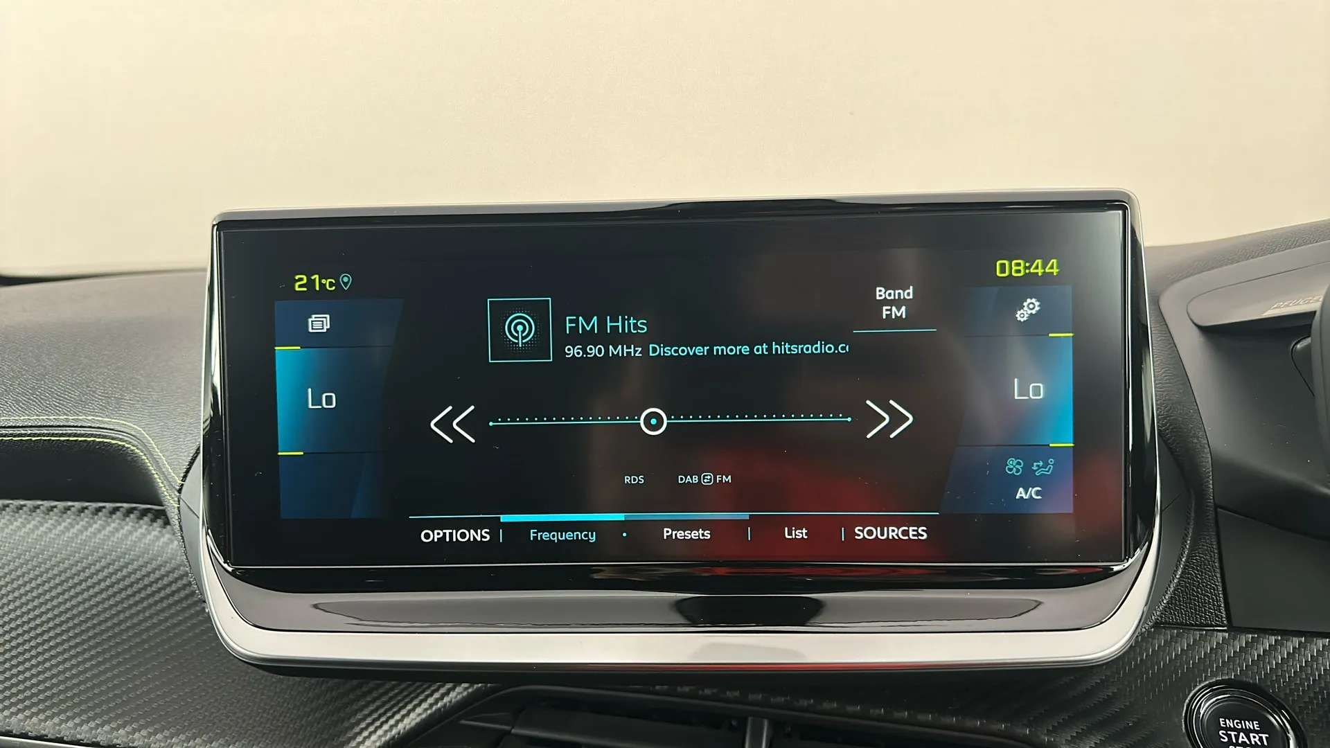 2022 PEUGEOT 2008 2022 PEUGEOT 2008
