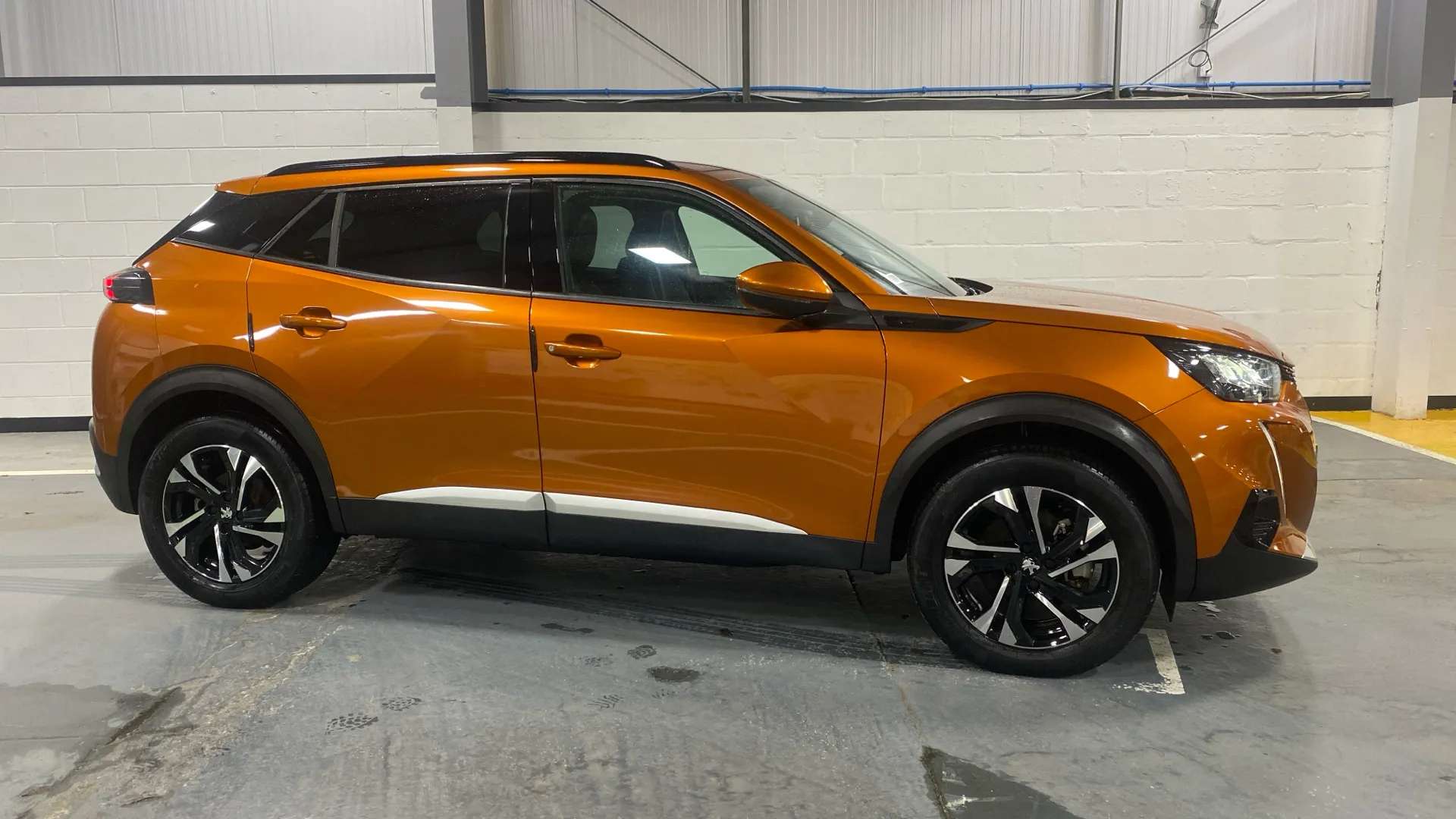 A 2021 PEUGEOT 2008 100kW Allure Premium 50kWh Auto A 2021 PEUGEOT 2008 100kW Allure Premium 50kWh Auto