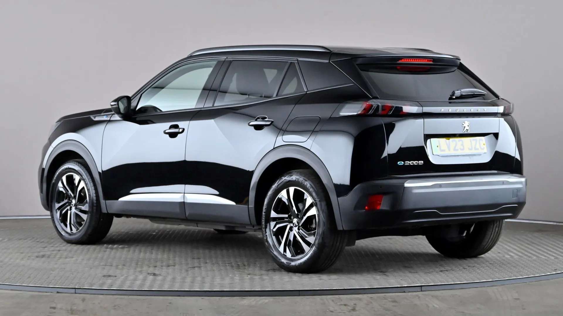 A 2023 PEUGEOT 2008 100kW Allure Premium+ 50kWh Auto A 2023 PEUGEOT 2008 100kW Allure Premium+ 50kWh Auto