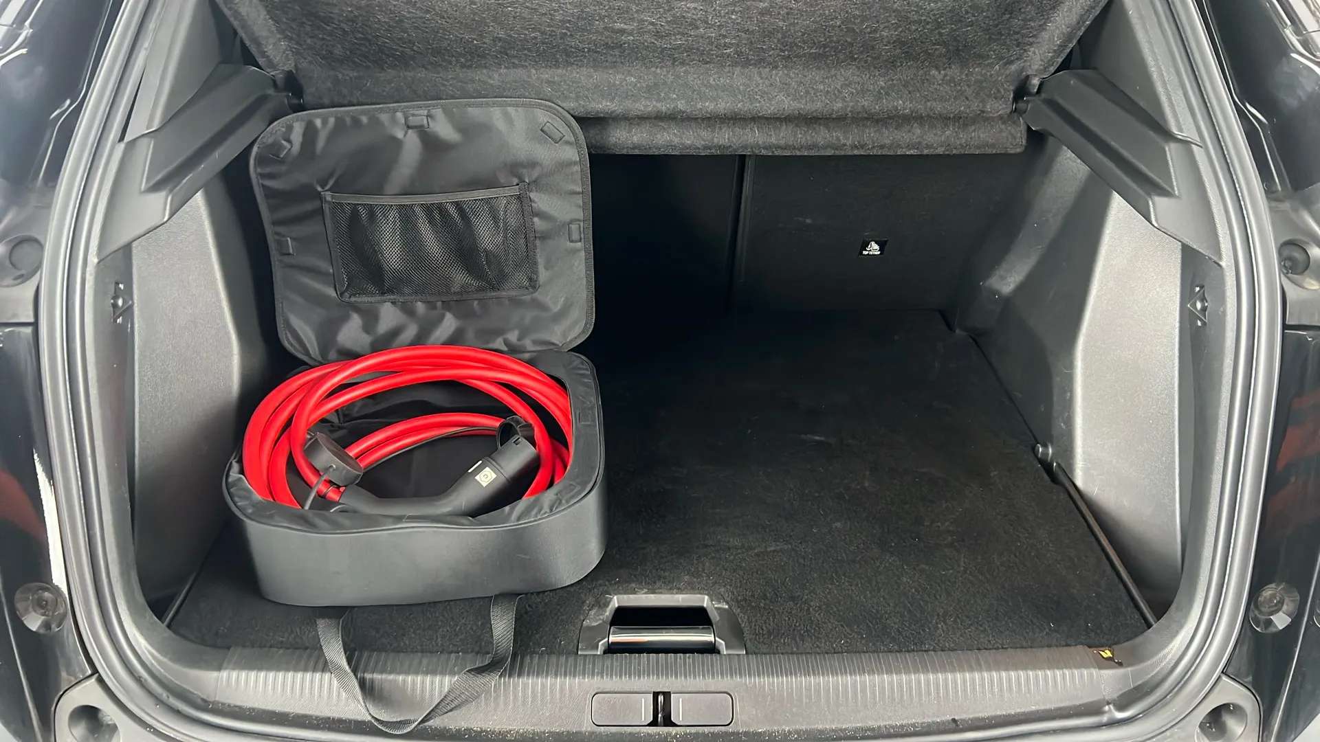 2023 PEUGEOT 2008 2023 PEUGEOT 2008