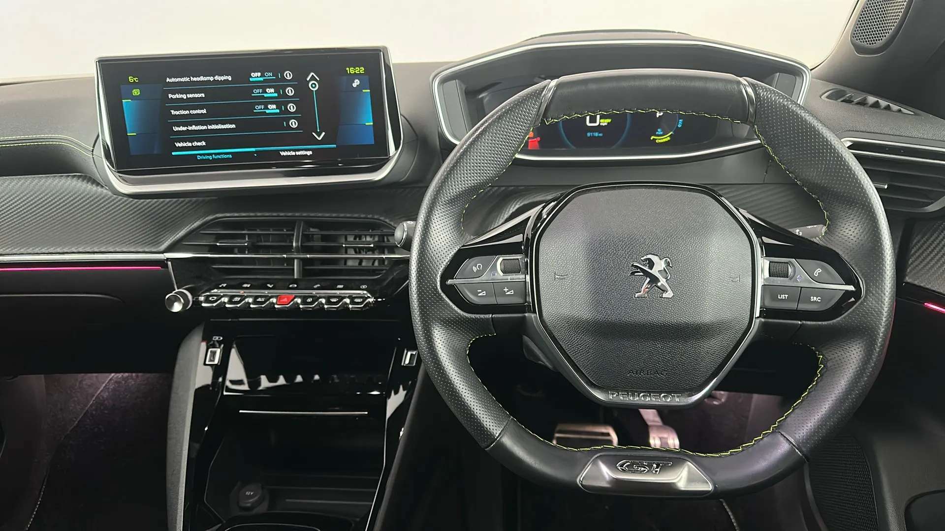 2022 PEUGEOT 2008 2022 PEUGEOT 2008