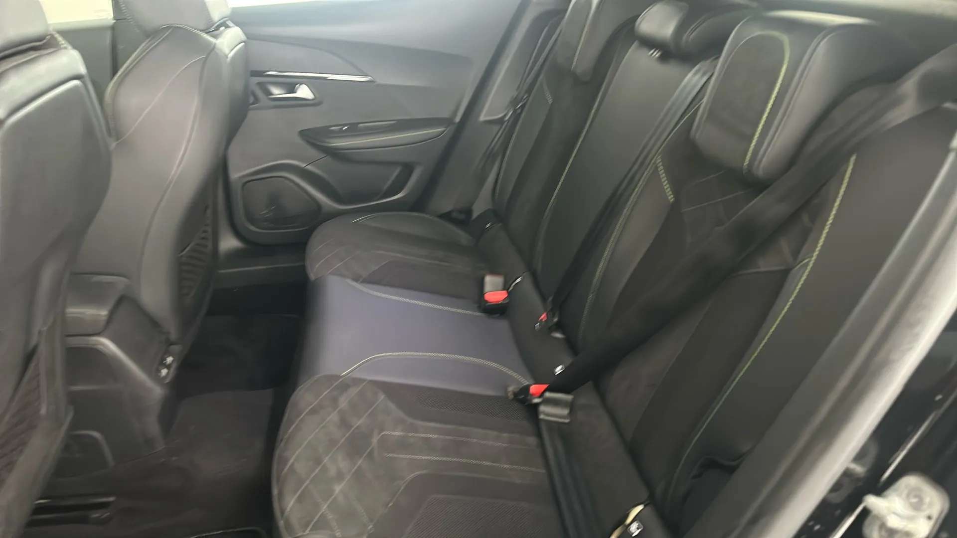 2022 PEUGEOT 2008 2022 PEUGEOT 2008