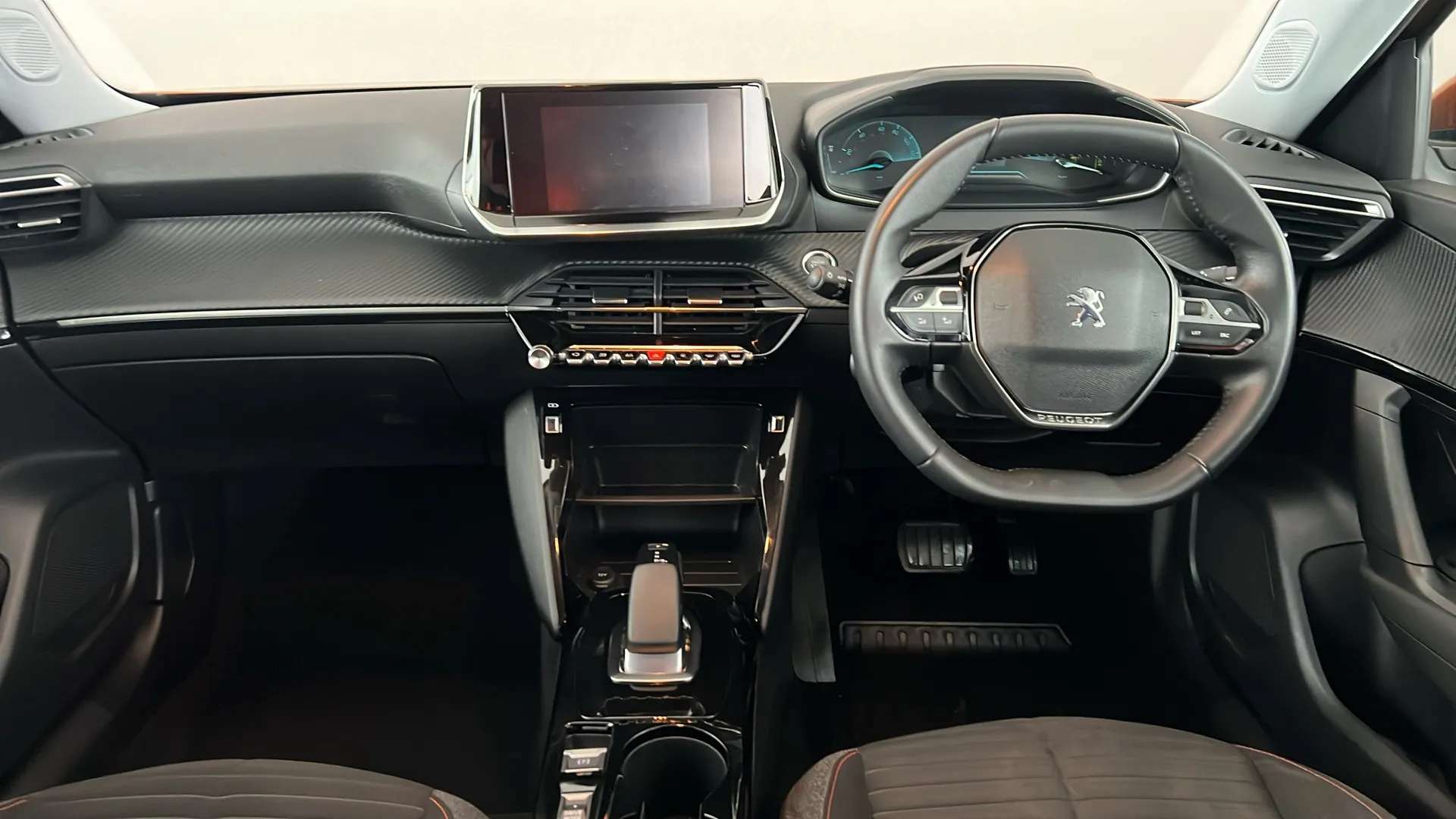 2021 PEUGEOT 2008 2021 PEUGEOT 2008