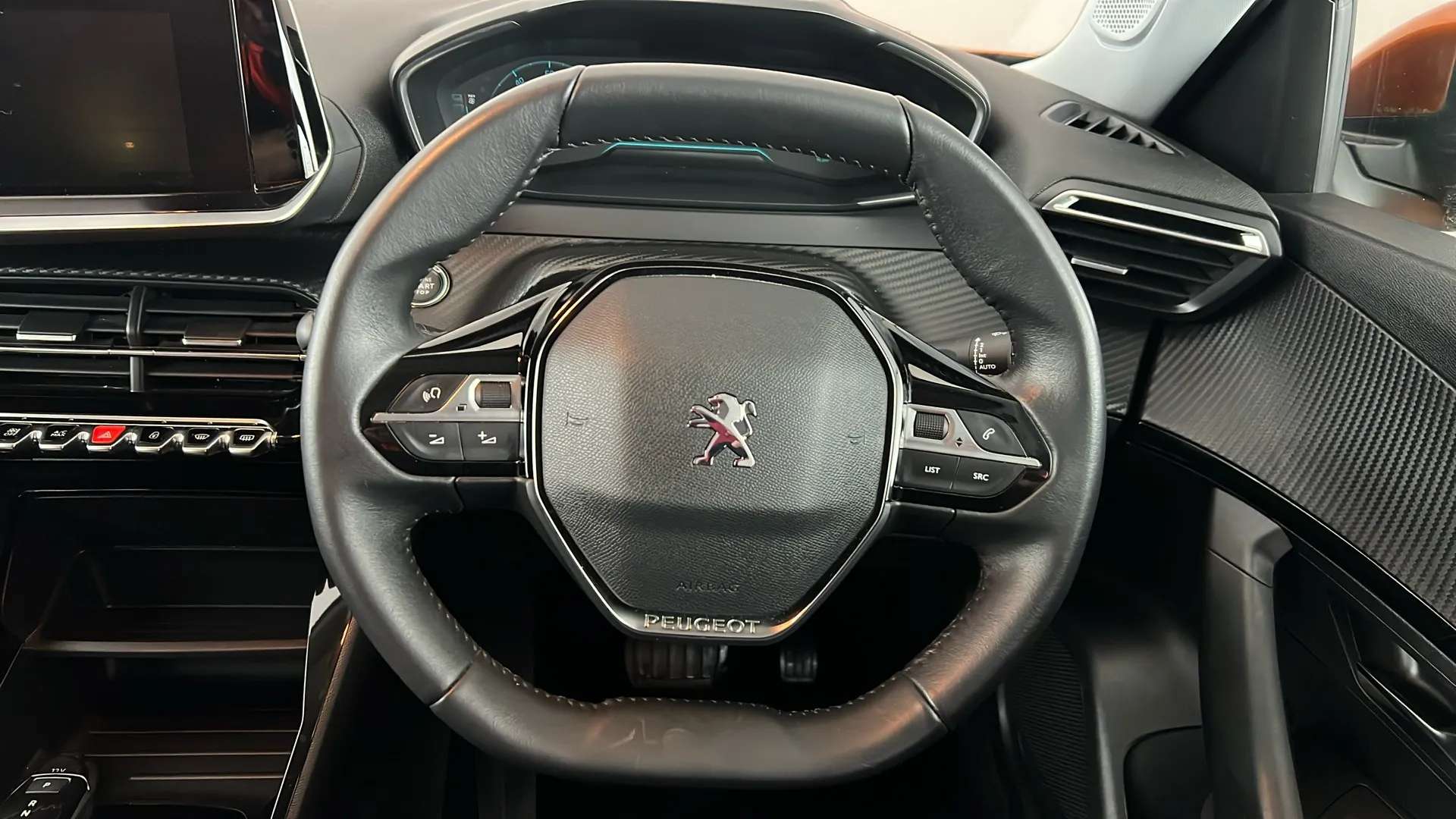 2021 PEUGEOT 2008 2021 PEUGEOT 2008