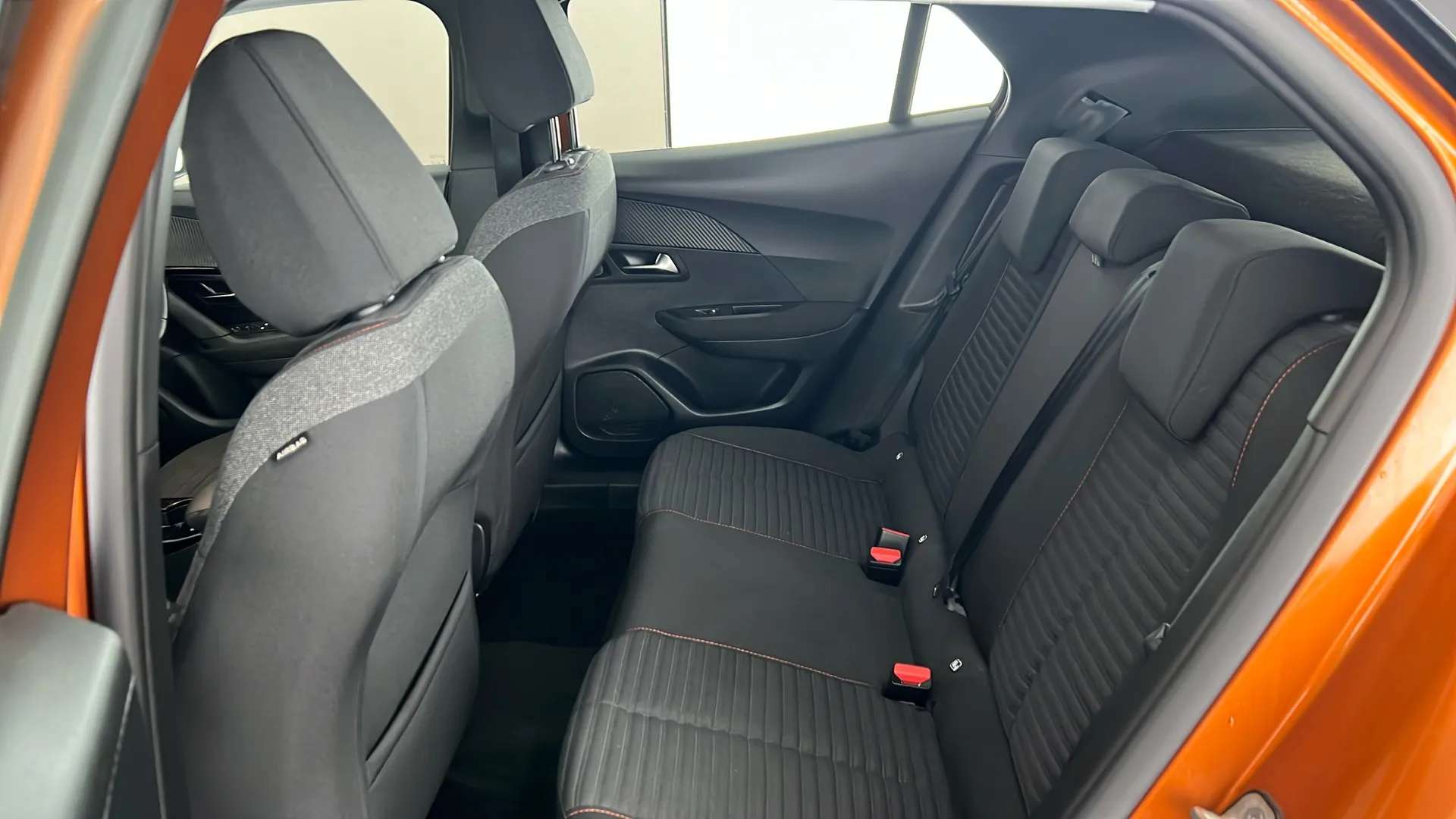 2021 PEUGEOT 2008 2021 PEUGEOT 2008